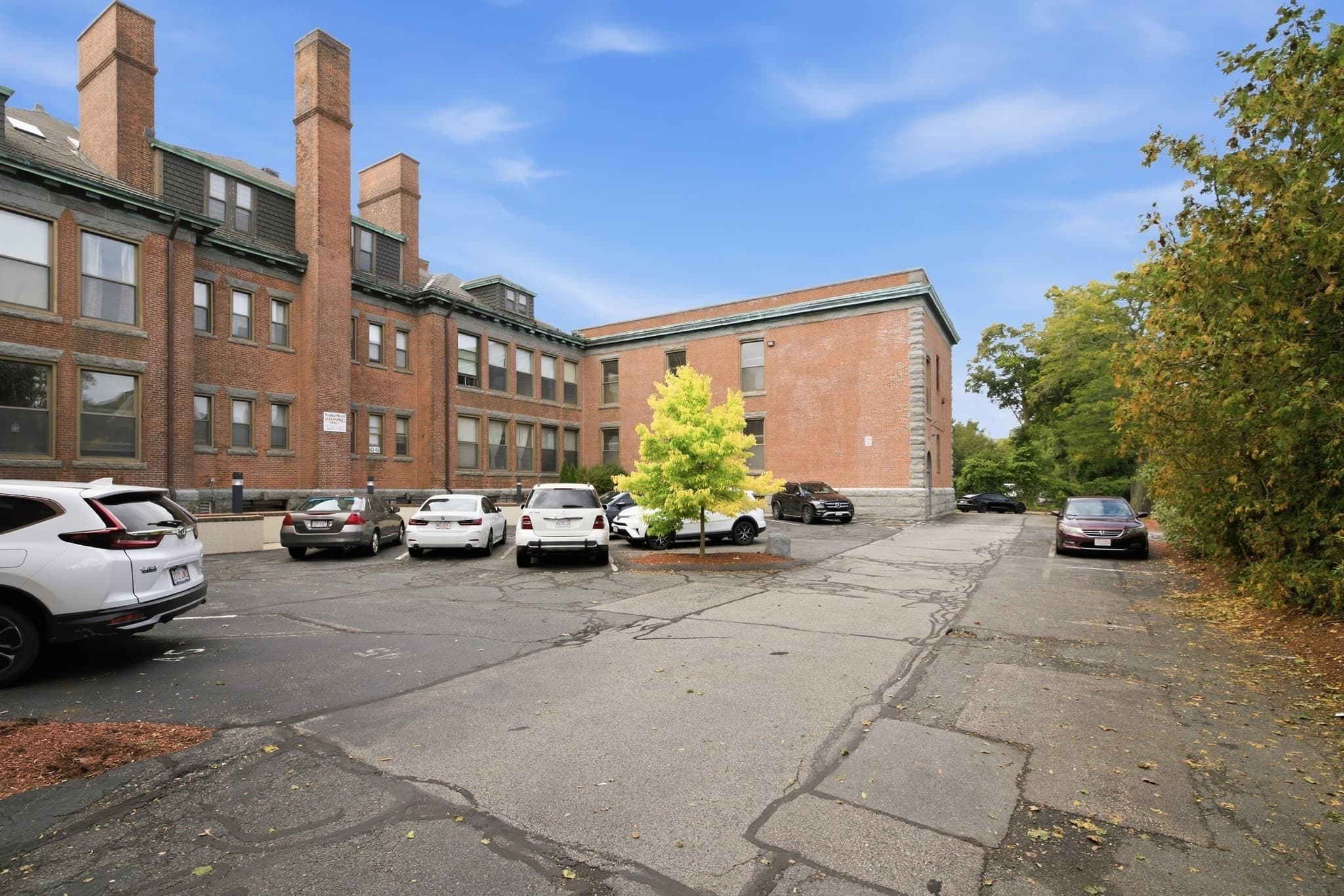 Condominium at 94 Newbury Ave # 402, Quincy MA 02171, Quincy, photo 37 of 41