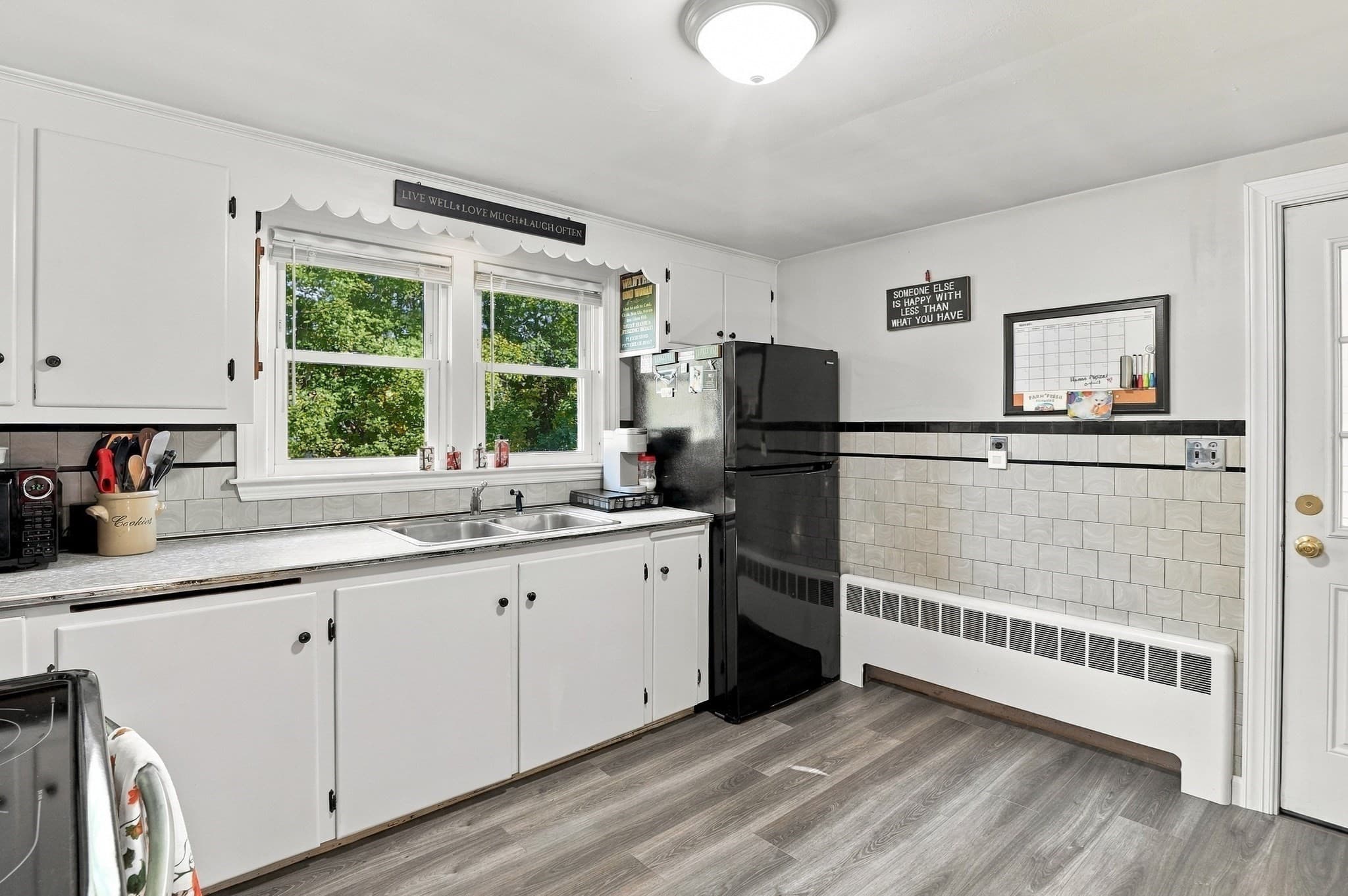 Single Family Residence at 6 Maple Street, Southborough MA 01745, Southborough, photo 7 of 41