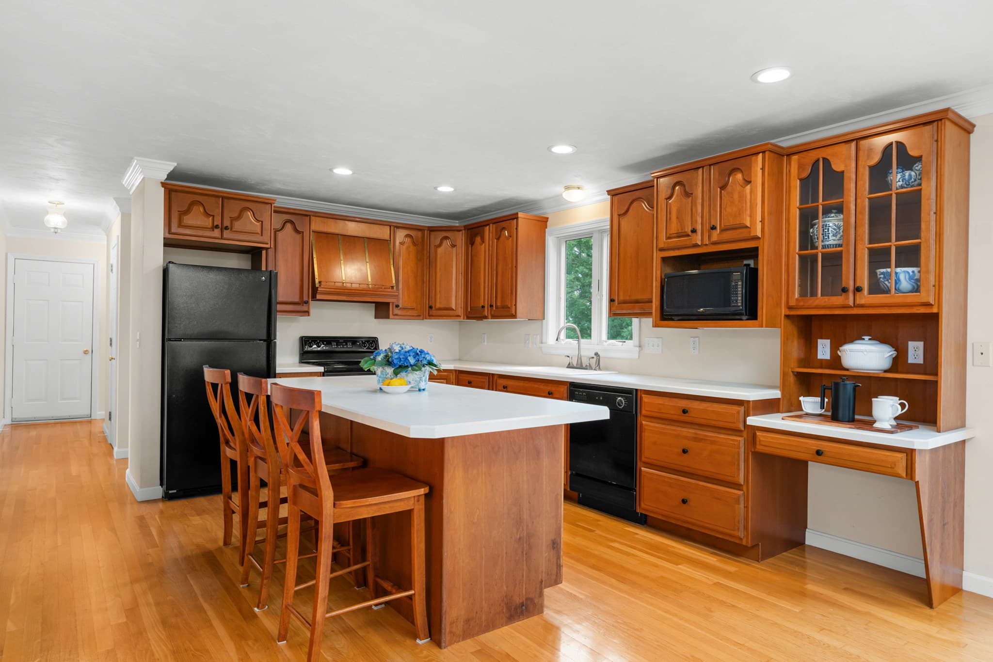 Single Family Residence at 112 Blueberry Pond Dr, Brewster MA 02631, Brewster, photo 7 of 38