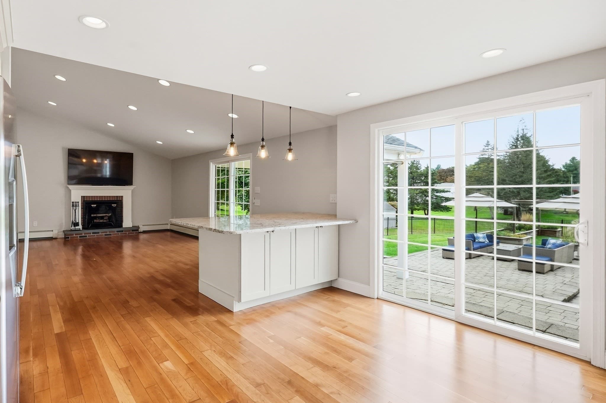 Single Family Residence at 6 Turner Dr, North Reading MA 01864, North Reading, photo 16 of 42