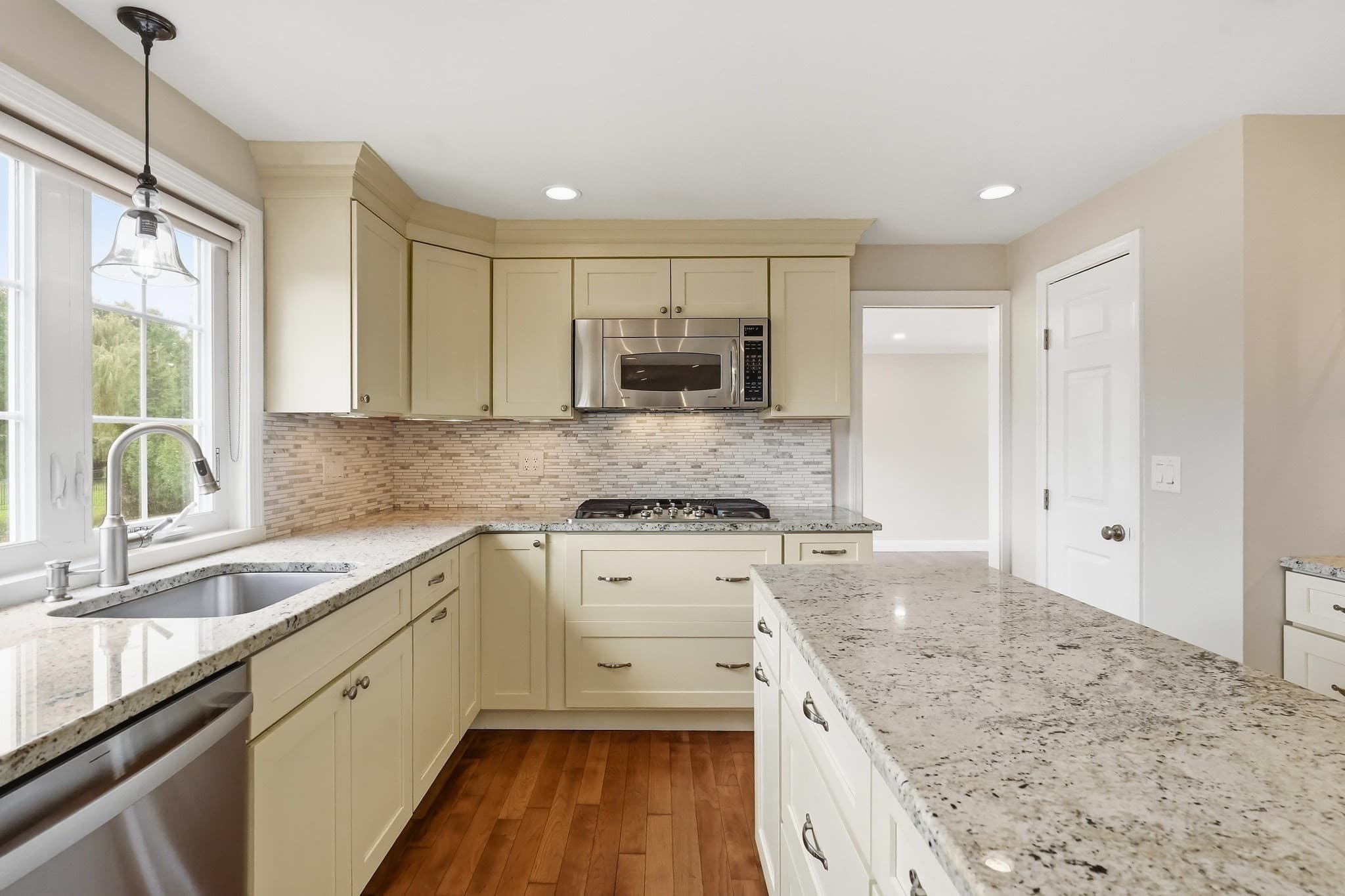 Single Family Residence at 6 Turner Dr, North Reading MA 01864, North Reading, photo 12 of 42
