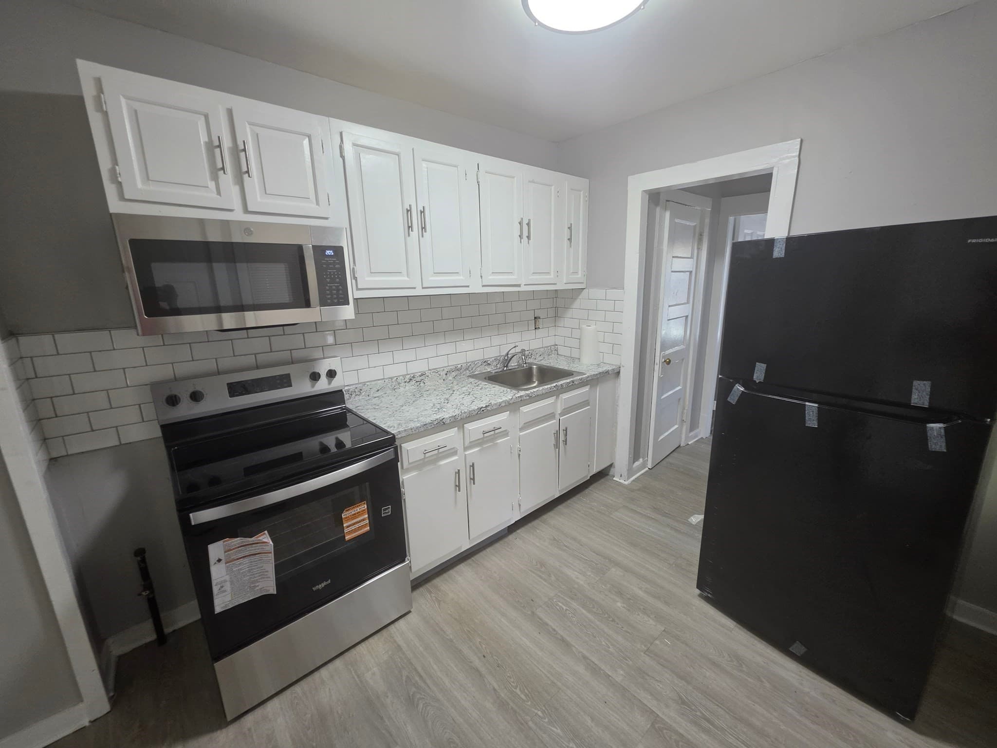 4 Family at 64 Marlborough St, Springfield MA 01109, Springfield, photo 18 of 27