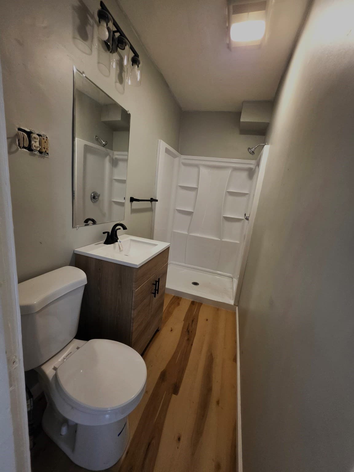 4 Family at 64 Marlborough St, Springfield MA 01109, Springfield, photo 11 of 27