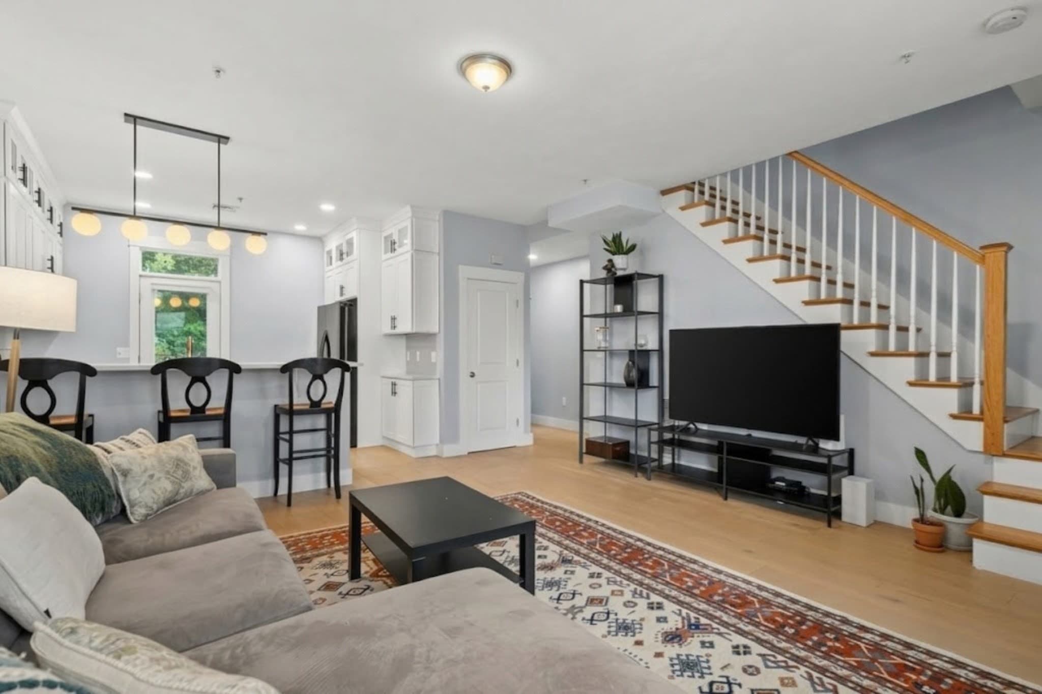 Condominium at 550 Dorchester Ave # 550, Boston MA 02127, Boston, photo 2 of 24