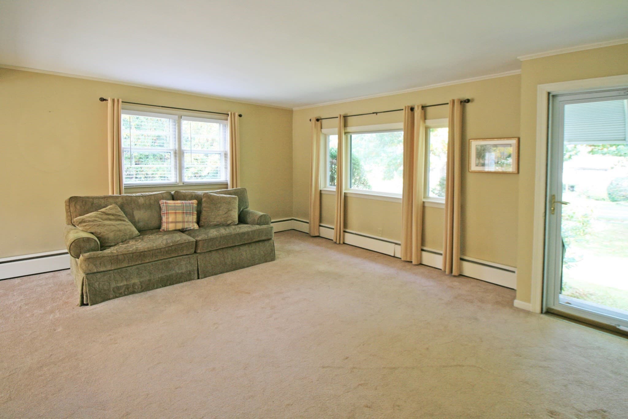 Single Family Residence at 28 South Street, Easthampton MA 01027, Easthampton, photo 7 of 23