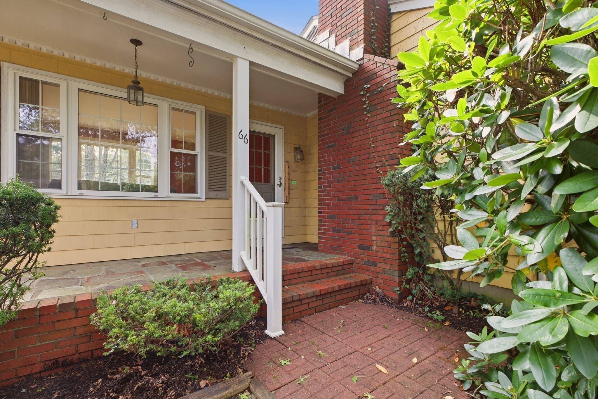 Single Family Residence at 66 Eleanor St, Dartmouth MA 02747, Dartmouth, photo 2 of 37
