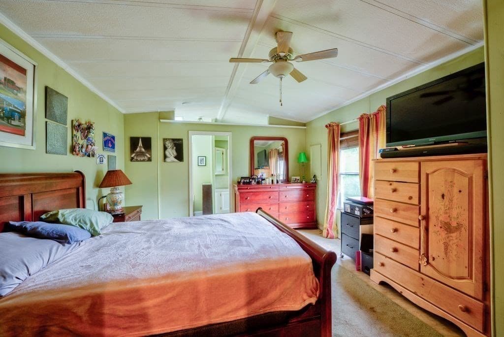 Mobile Home at 305 Turnpike St=235 5th St # 235, Easton MA 02375, Easton, photo 10 of 17