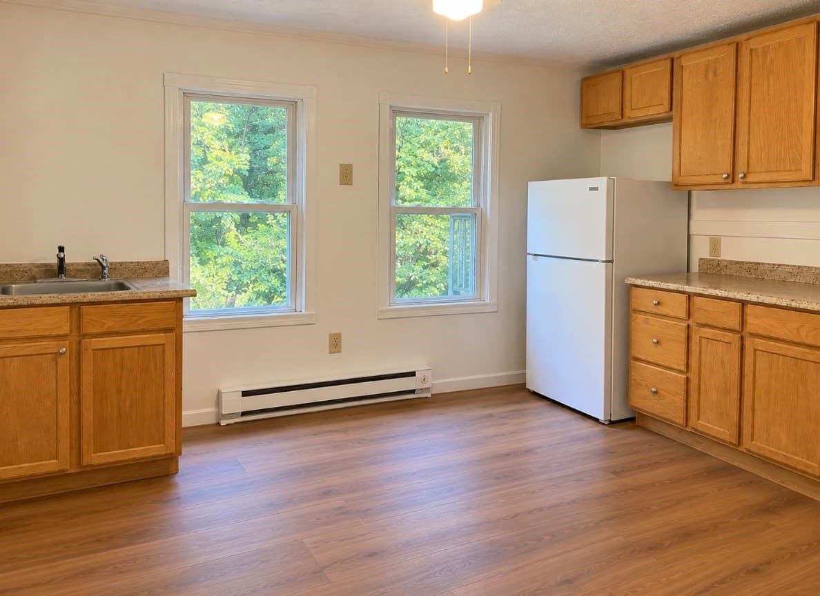 Condominium at 21 Mill Street Court # 3, Lancaster MA 01523, Lancaster, photo 3 of 5
