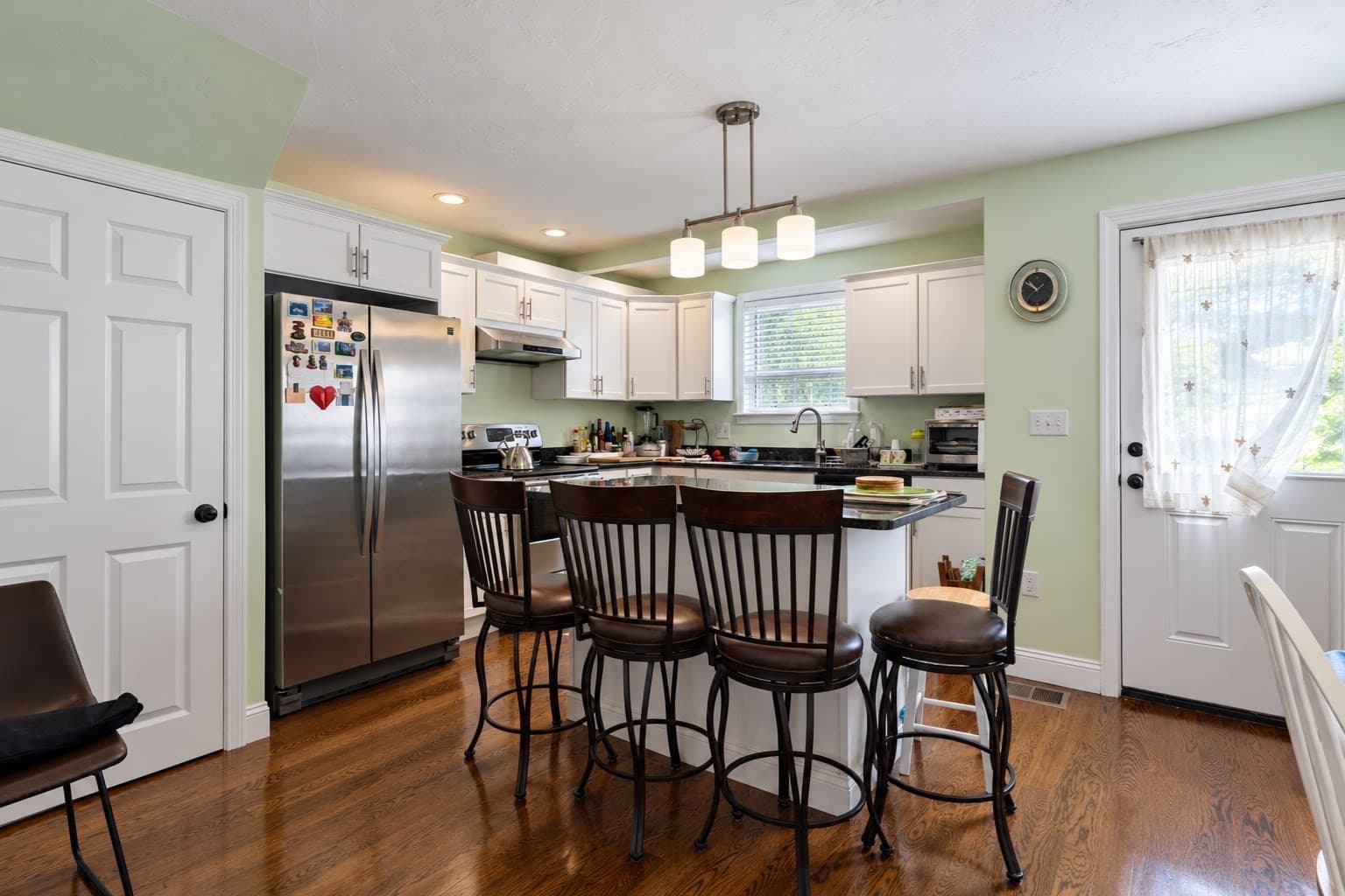 Condominium at 156 Elmwood Ave # B, Quincy MA 02170, Quincy, photo 9 of 22