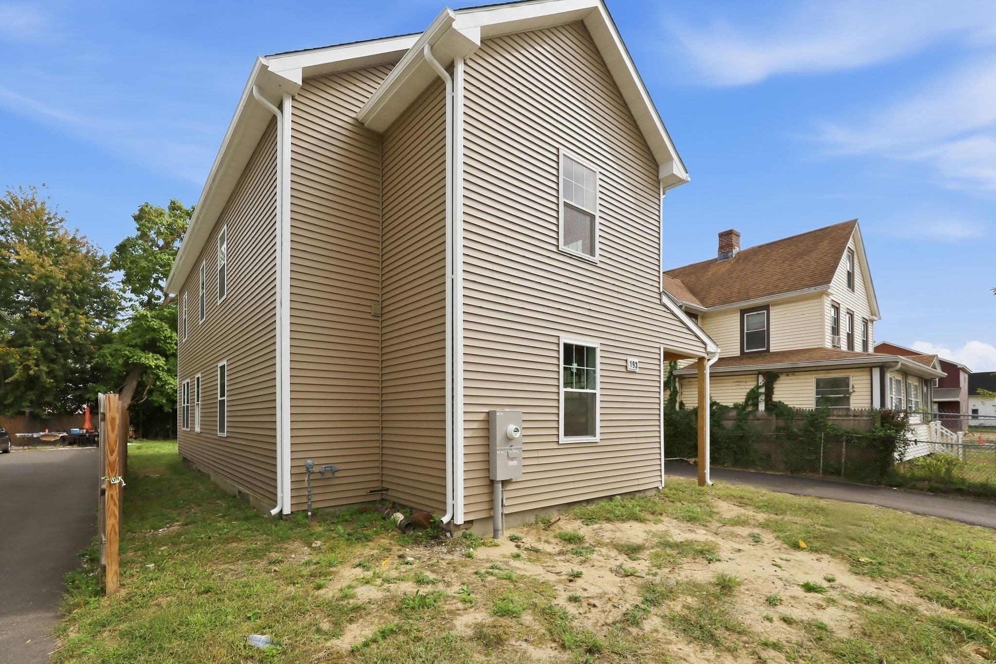Single Family Residence at 193 Hancock St, Springfield MA 01109, Springfield, photo 3 of 33