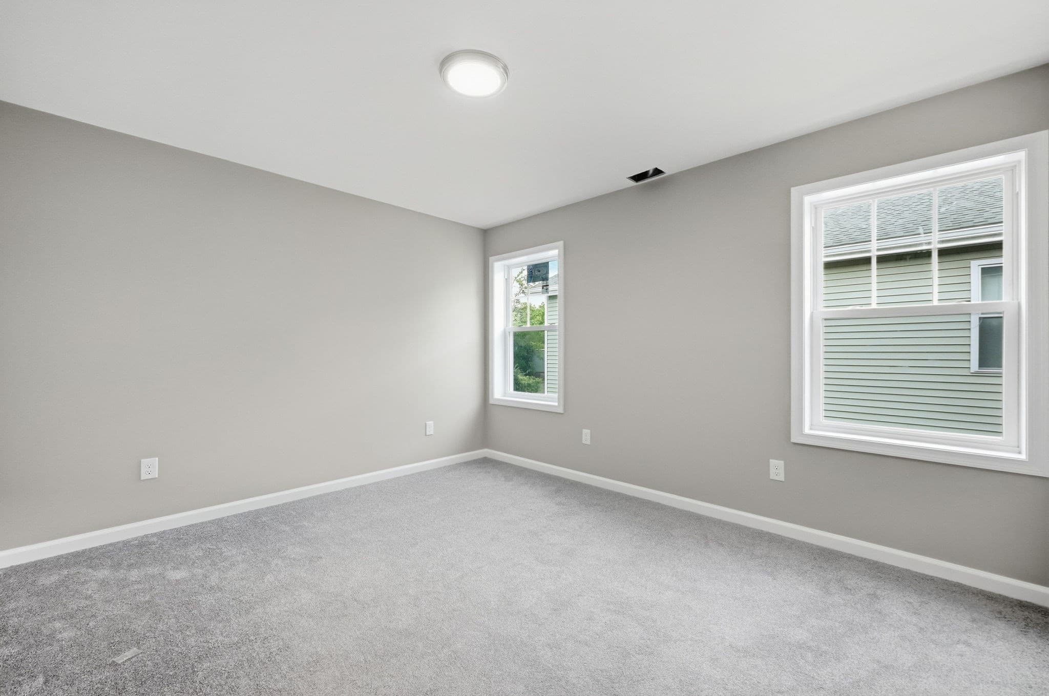 Single Family Residence at 193 Hancock St, Springfield MA 01109, Springfield, photo 32 of 33