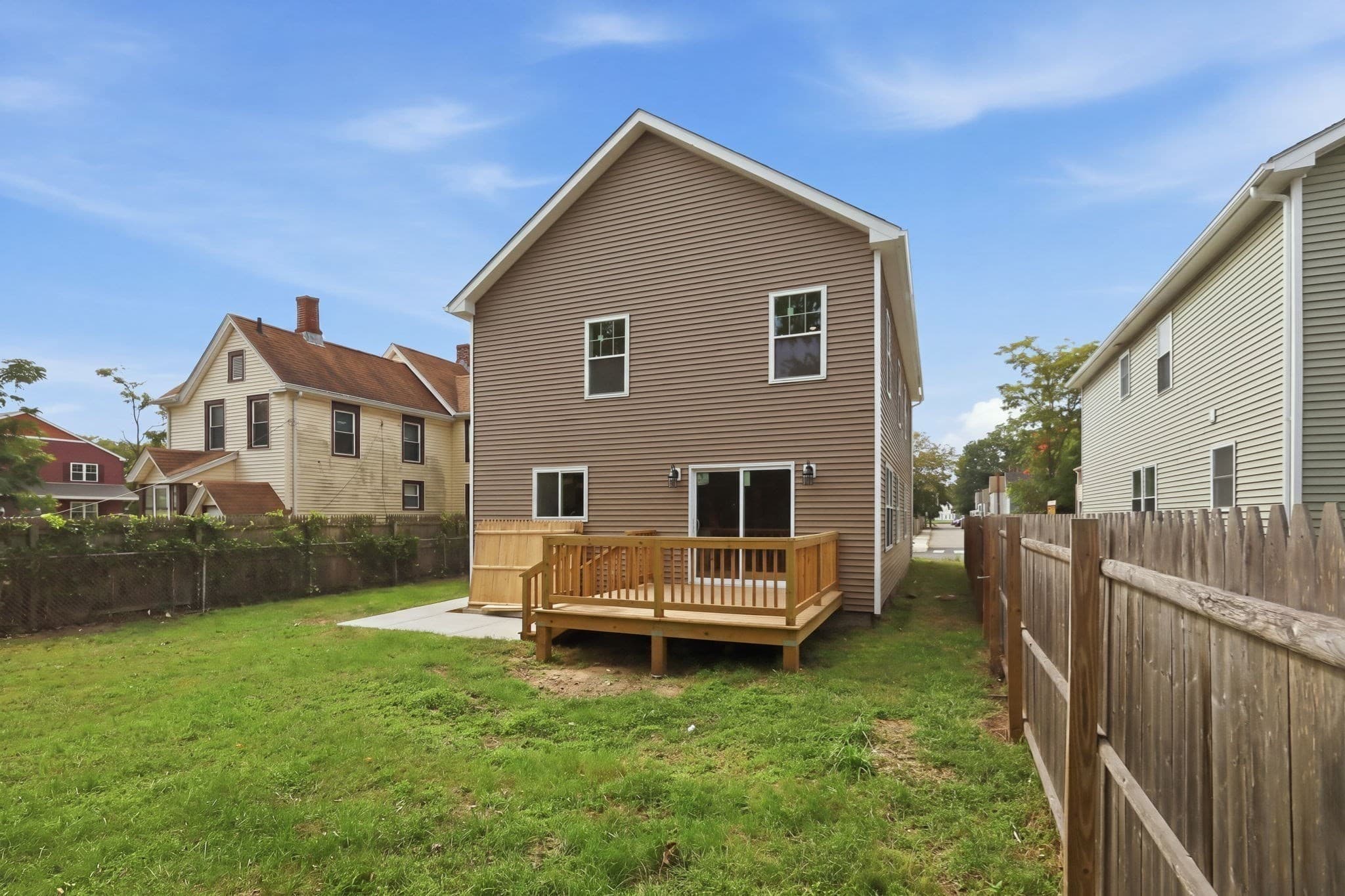 Single Family Residence at 193 Hancock St, Springfield MA 01109, Springfield, photo 4 of 33