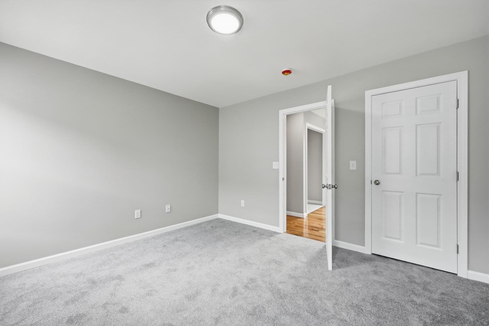 Single Family Residence at 193 Hancock St, Springfield MA 01109, Springfield, photo 21 of 33