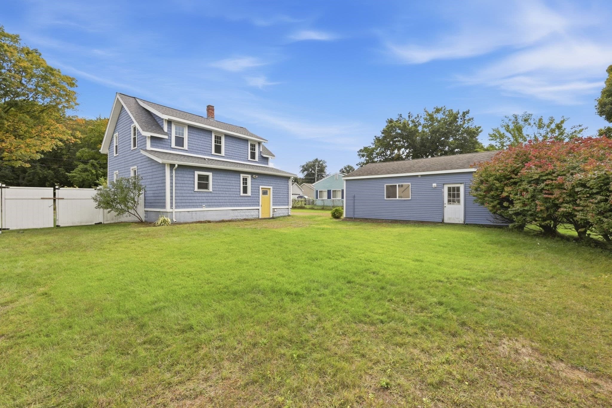 Single Family Residence at 32 Wilmot St, Chicopee MA 01013, Chicopee, photo 16 of 21