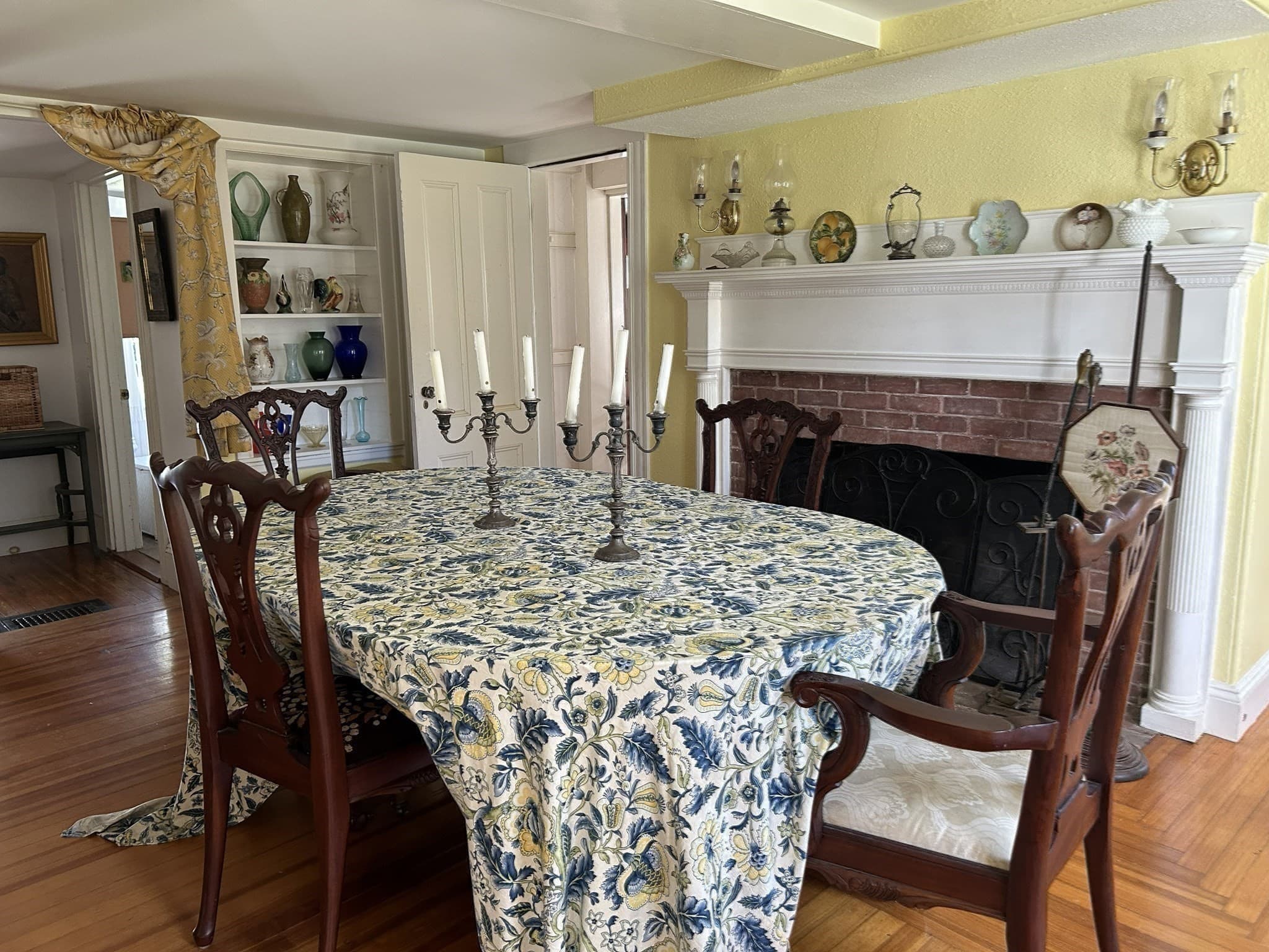 Single Family Residence at 5 Roberts Ct, Gloucester MA 01930, Gloucester, photo 12 of 42