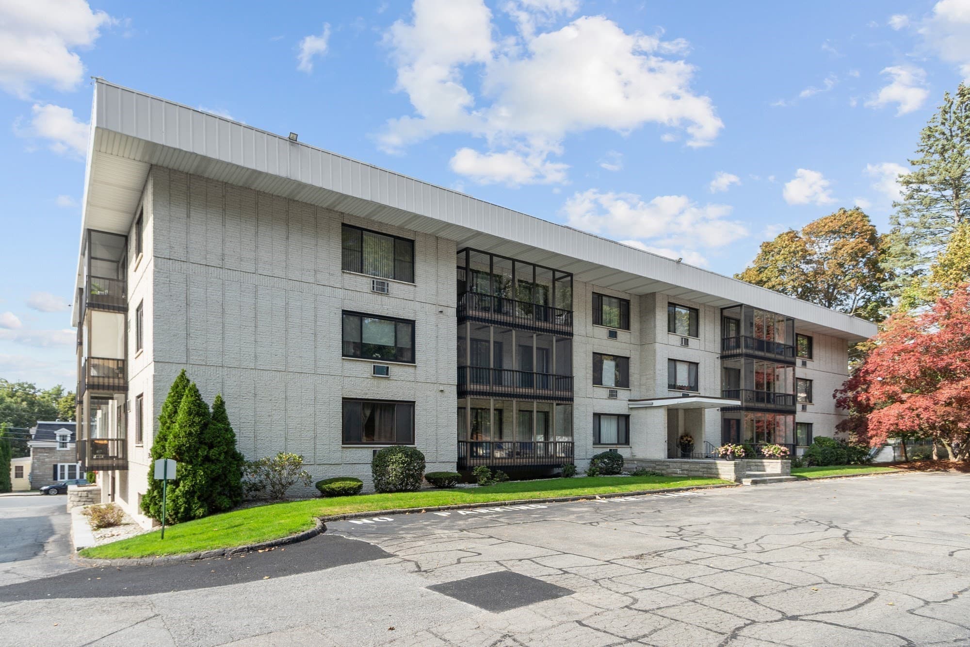 Condominium at 234 Nesmith St # 14, Lowell MA 01852, Lowell, photo 2 of 41