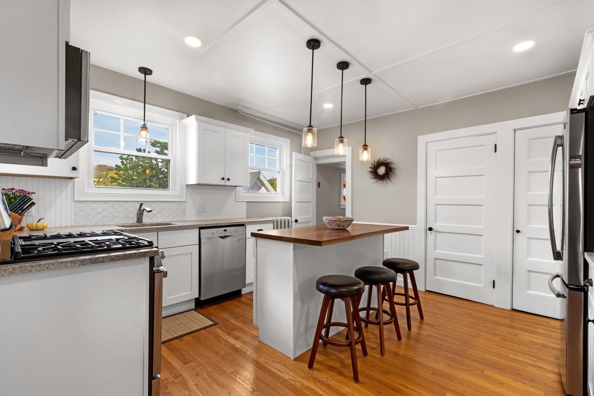Single Family Residence at 1 Sagamore St, Plymouth MA 02360, Plymouth, photo 24 of 40