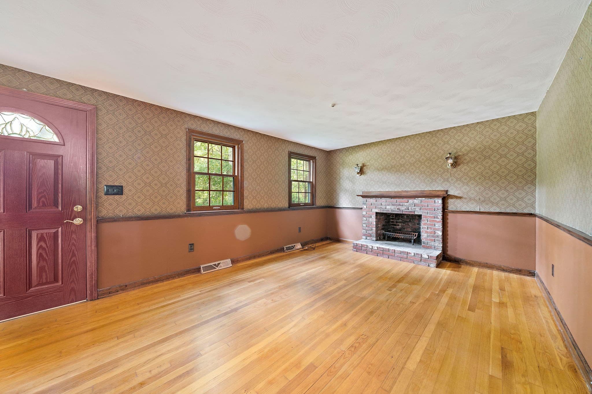 Single Family Residence at 215 Bay State Cir, Hanson MA 02341, Hanson, photo 11 of 28