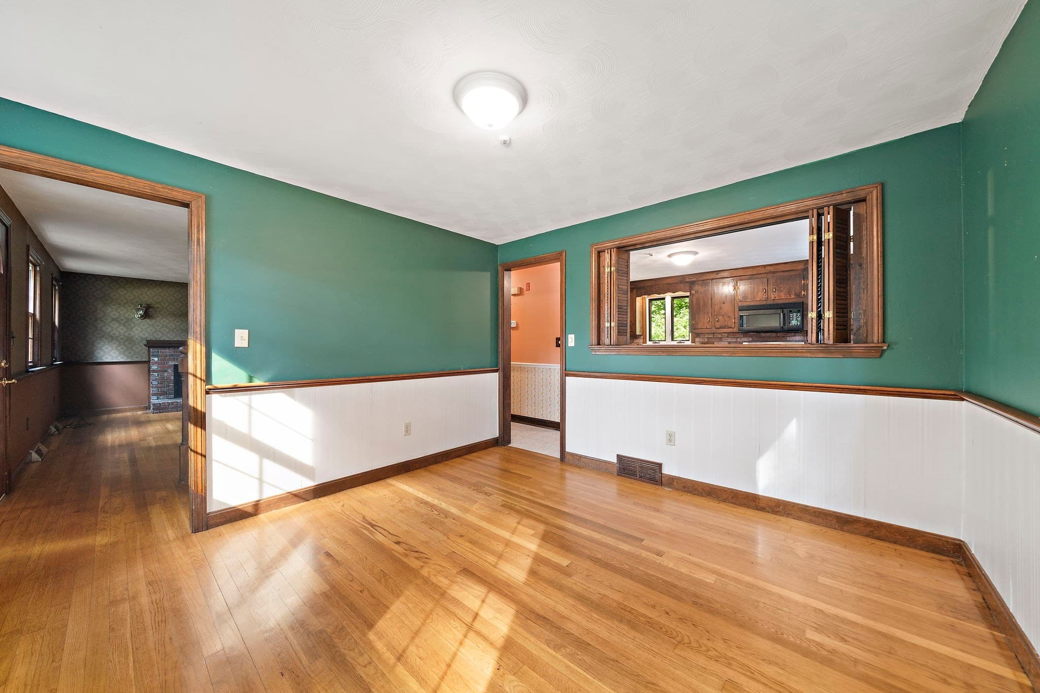 Single Family Residence at 215 Bay State Cir, Hanson MA 02341, Hanson, photo 8 of 28