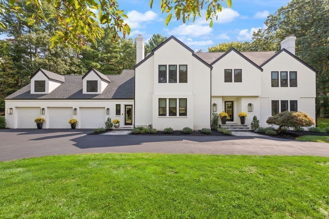 Single Family Residence at 16 Weathervane Rd, Canton MA 02021, Canton, photo 3 of 42