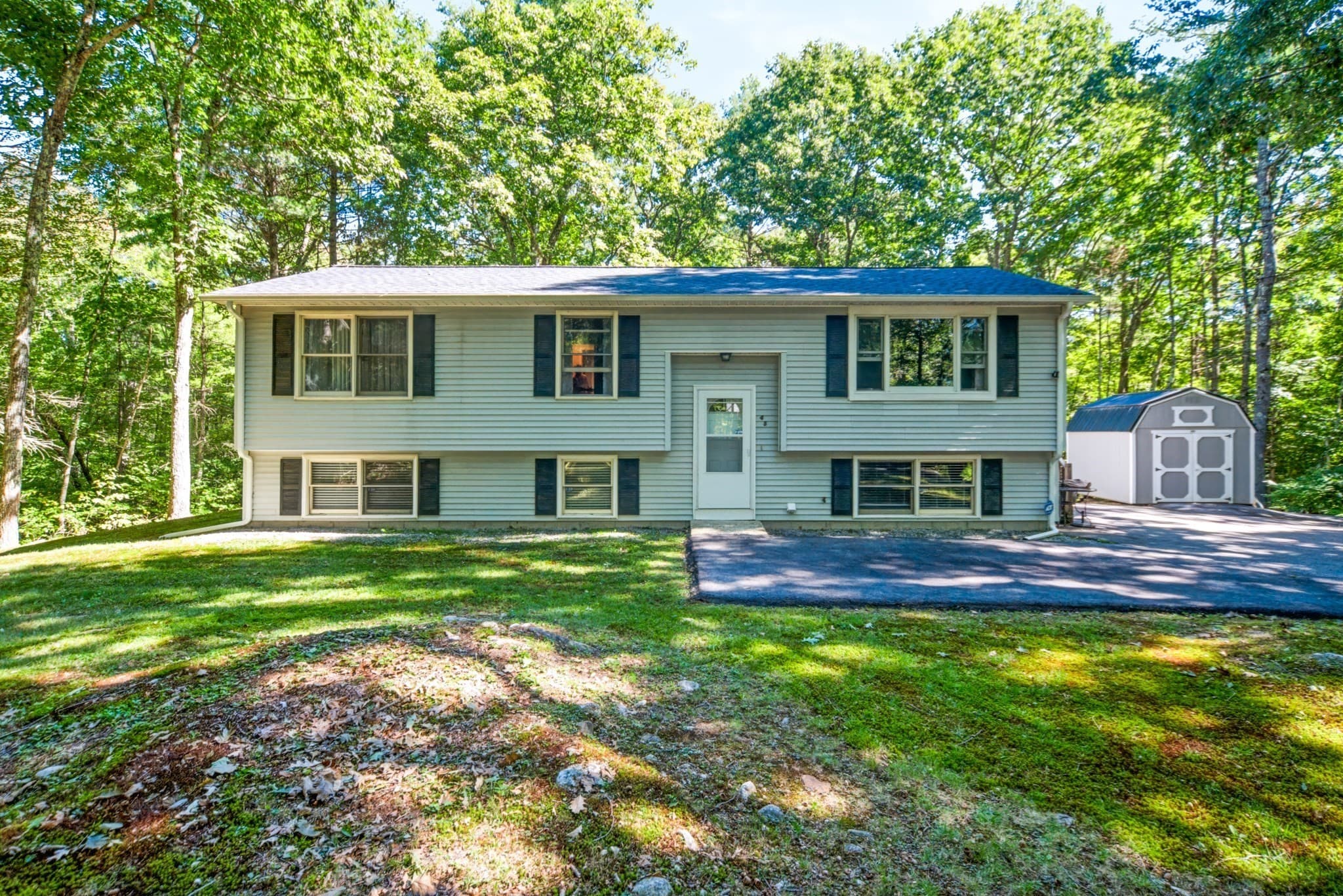 45 Pleasantdale Rd, Rutland MA 01543