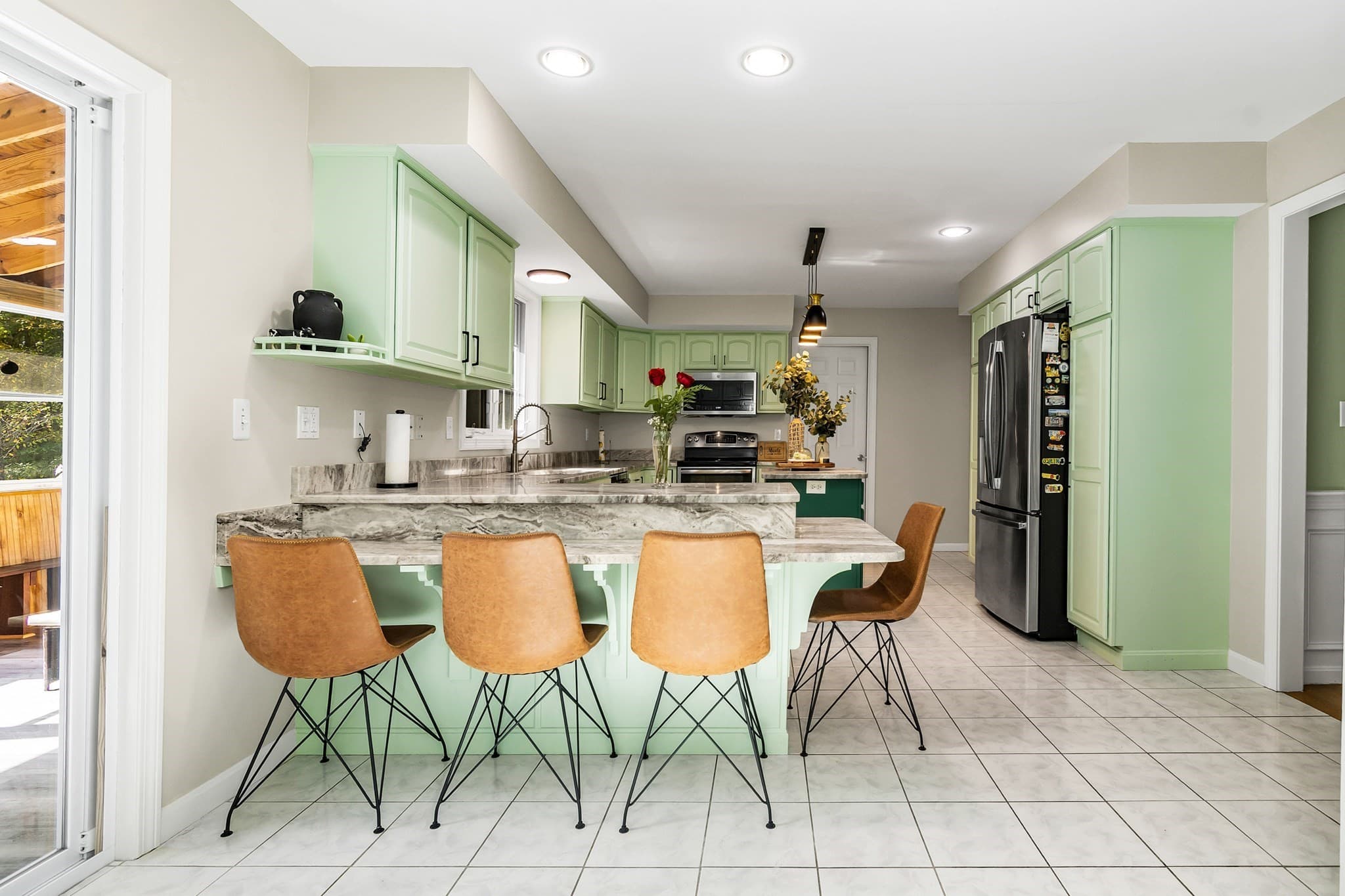 Single Family Residence at 2 Hitching Post Ln, Methuen MA 01844, photo 8 of 42