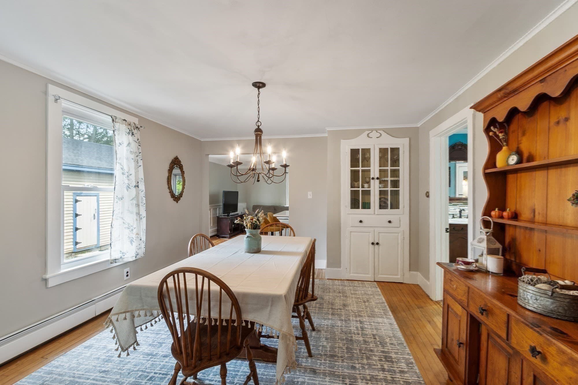 Single Family Residence at 2 Hill St, Amesbury MA 01913, Amesbury, photo 11 of 39
