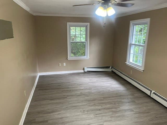 Single Family Residence at 640 Oakhill Ave, Attleboro MA 02703, Attleboro, photo 7 of 10