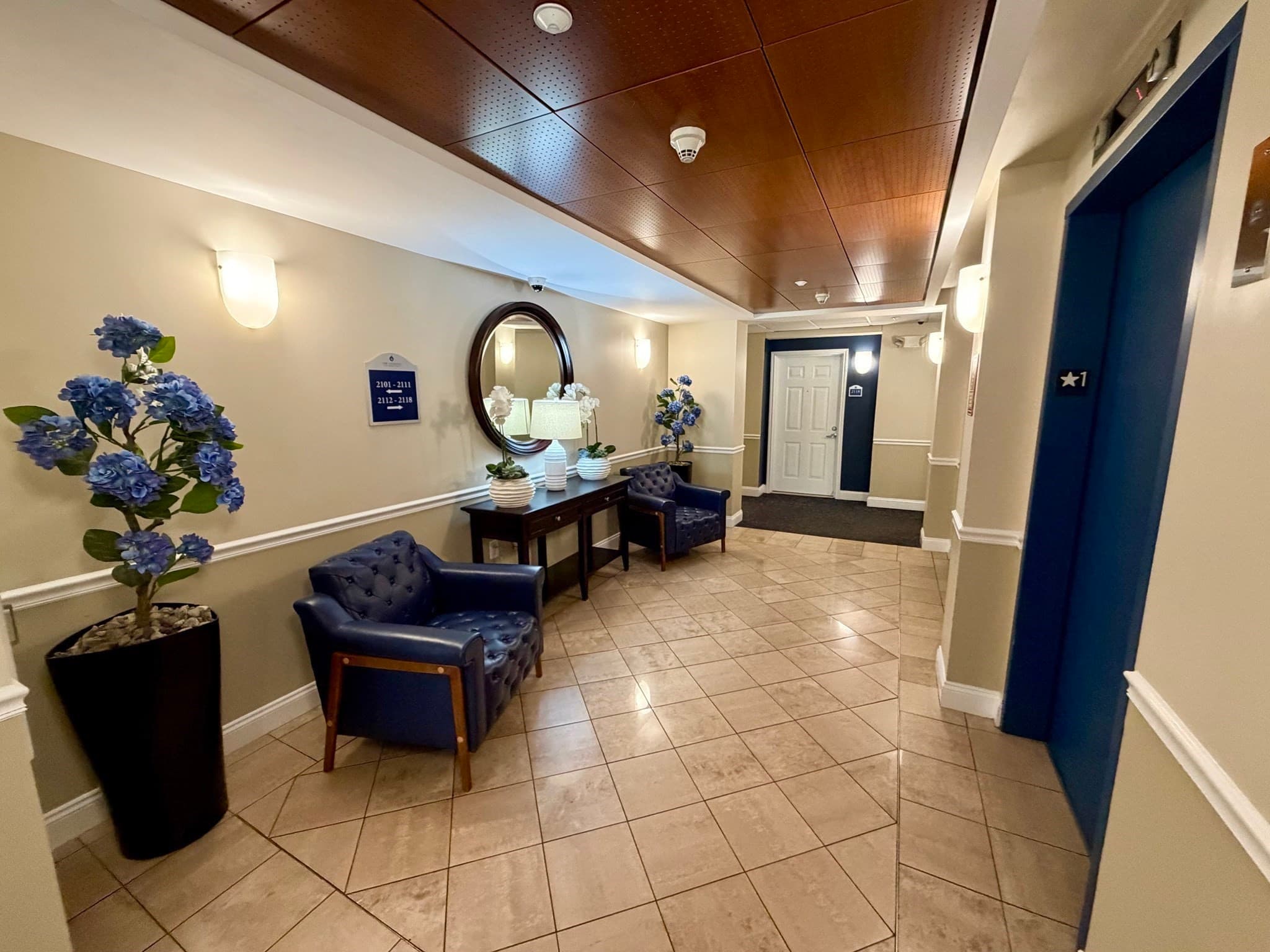 Condominium at 10 Seaport Dr # 2617, Quincy MA 02171, Quincy, photo 2 of 26