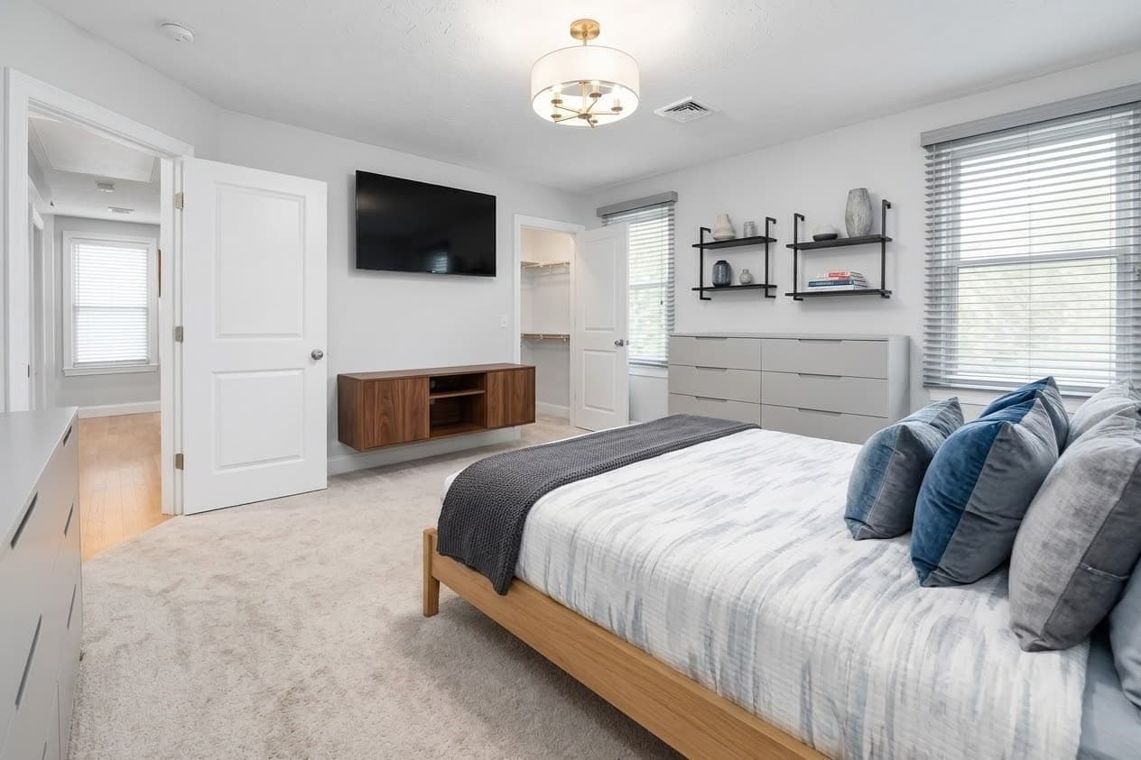 Single Family Residence at 1531 Broadway, Raynham MA 02767, Raynham, photo 14 of 22