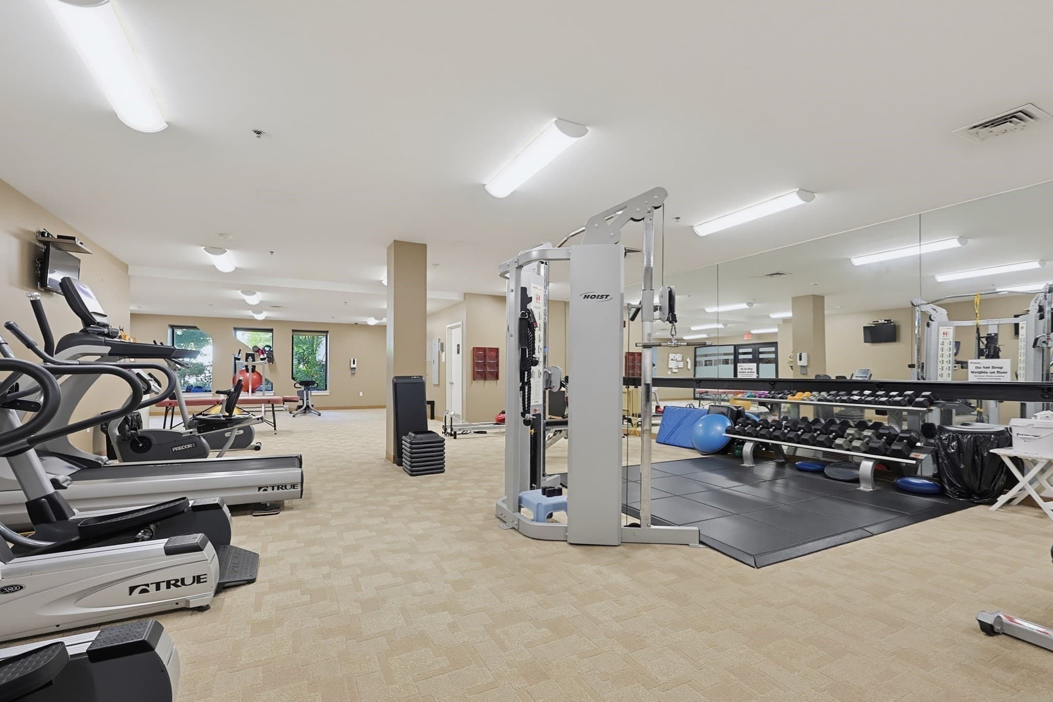 Condominium at 2400 Beacon # 404, Boston MA 02467, Boston, photo 36 of 42
