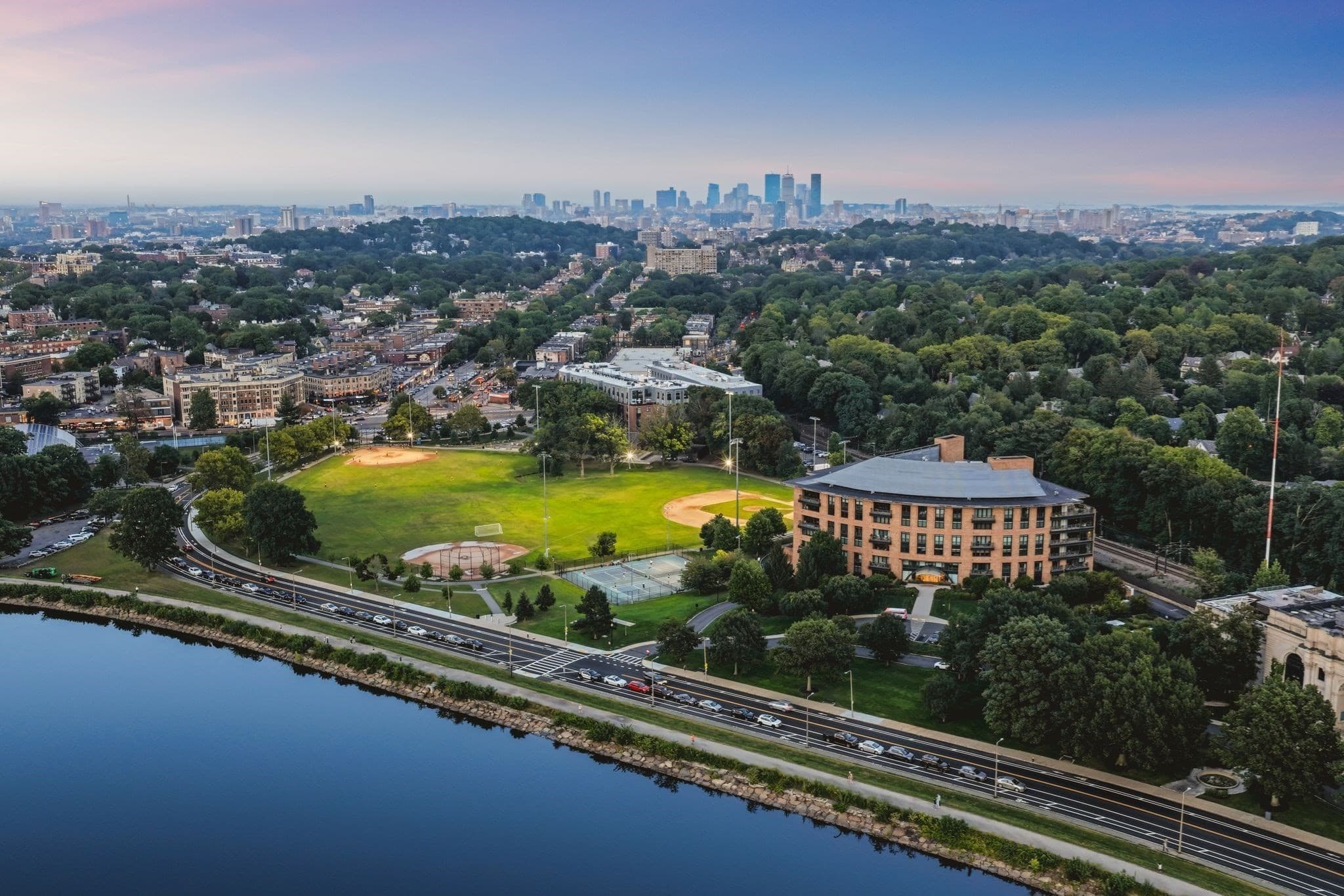 Condominium at 2400 Beacon # 404, Boston MA 02467, Boston, photo 5 of 42