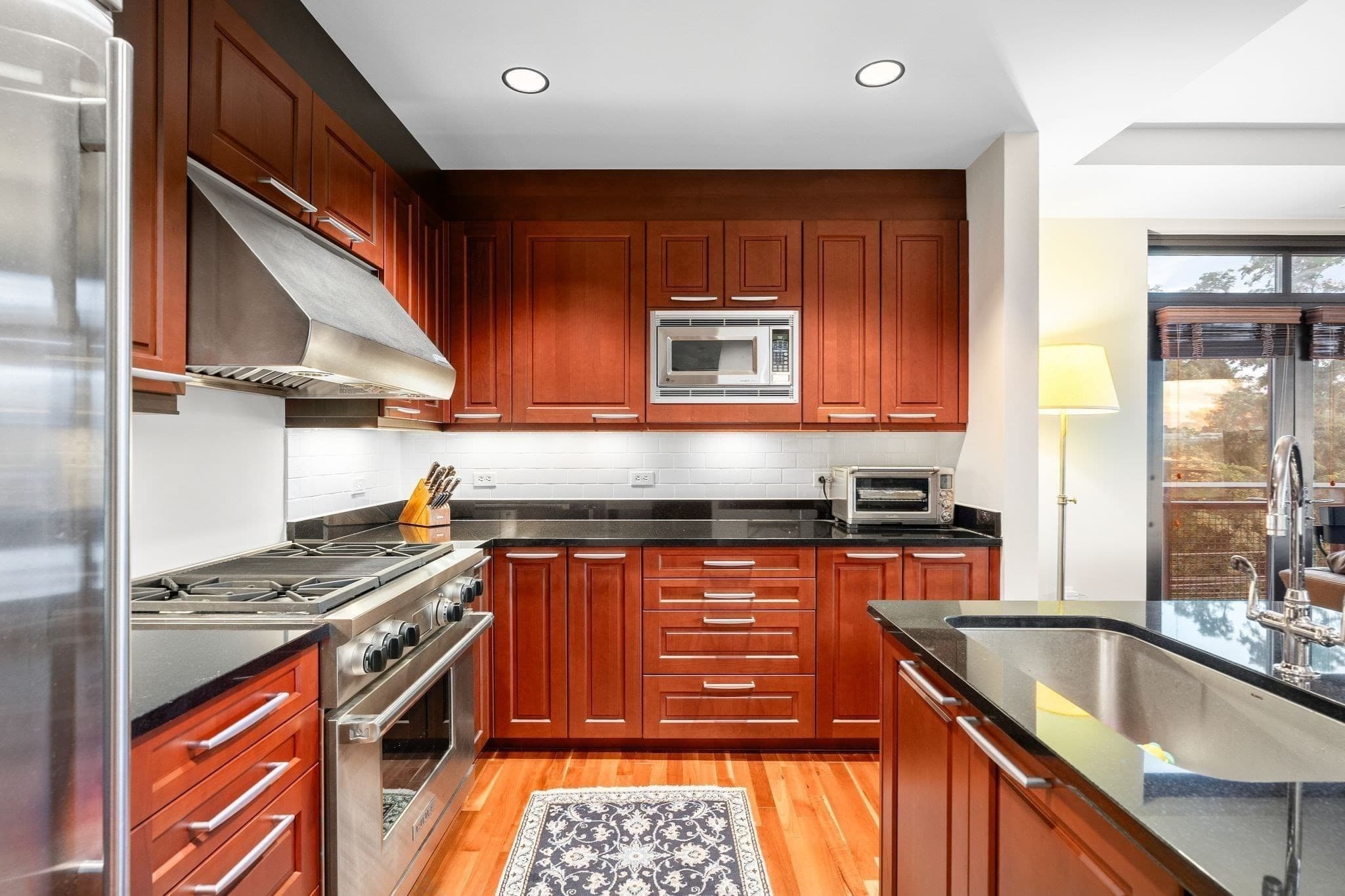 Condominium at 2400 Beacon # 404, Boston MA 02467, Boston, photo 15 of 42