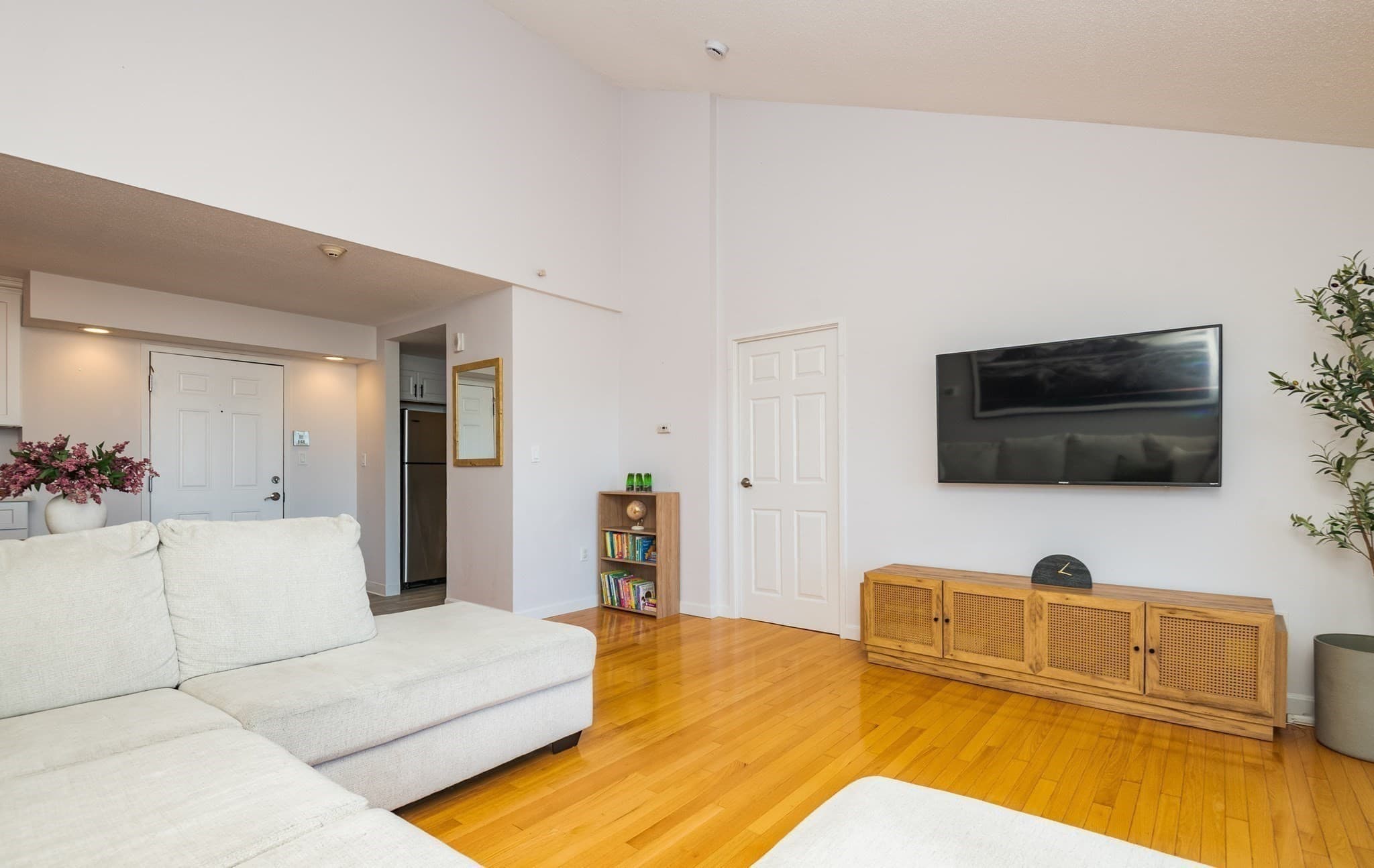 Condominium at 100 Boatswains Way # 510, Chelsea MA 02150, Chelsea, photo 3 of 41