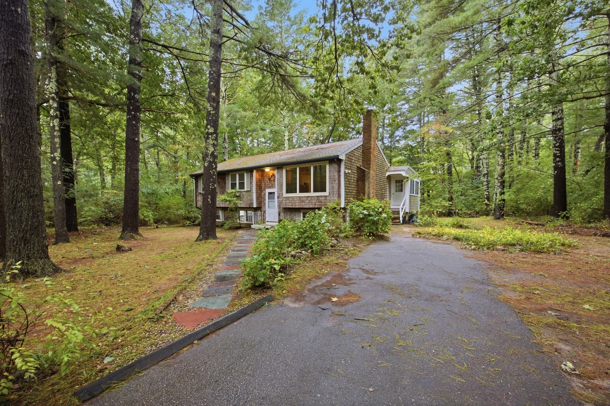 Single Family Residence at 707 Mayflower St, Duxbury MA 02332, Duxbury, photo 2 of 31
