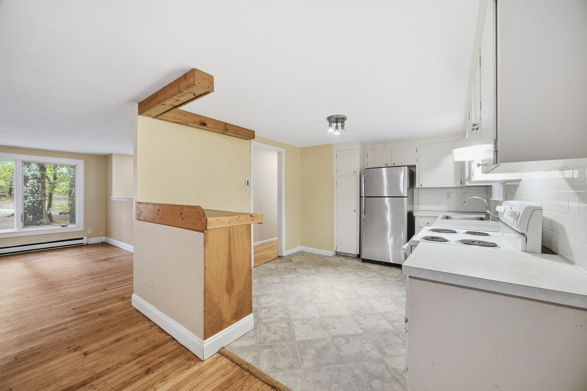 Single Family Residence at 707 Mayflower St, Duxbury MA 02332, Duxbury, photo 13 of 31