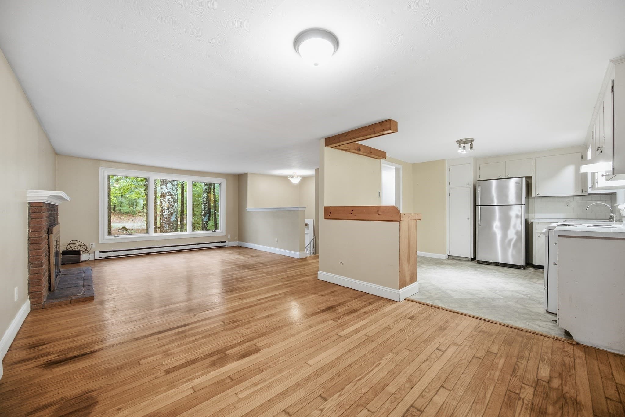 Single Family Residence at 707 Mayflower St, Duxbury MA 02332, Duxbury, photo 7 of 31
