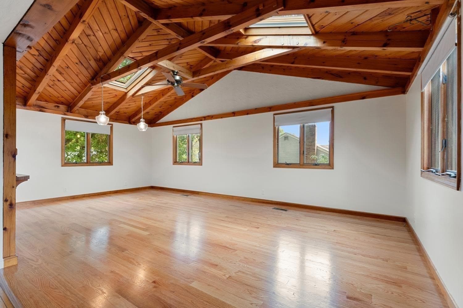 Single Family Residence at 80 Temple Road, Waltham MA 02452, photo 9 of 42