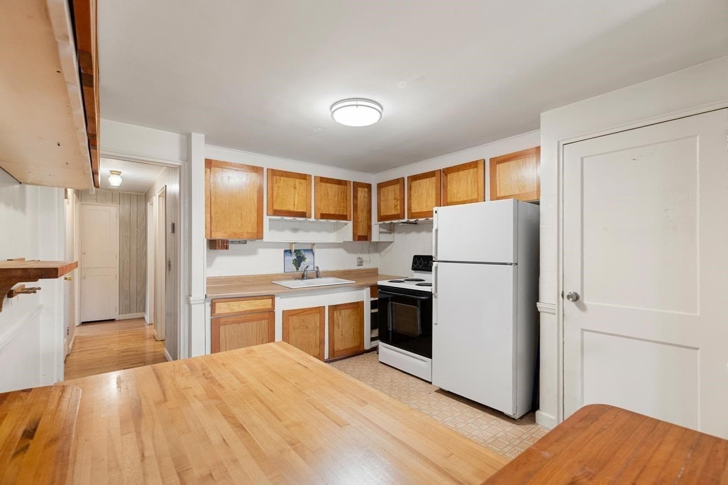 Single Family Residence at 80 Temple Road, Waltham MA 02452, photo 18 of 42