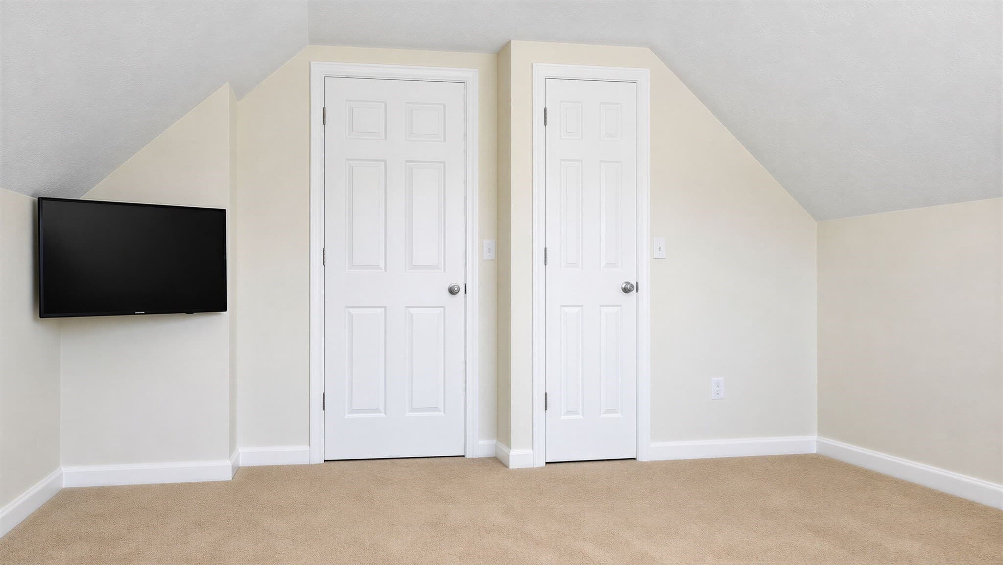 Single Family Residence at 211 Holyoke St, Ludlow MA 01056, Ludlow, photo 22 of 42