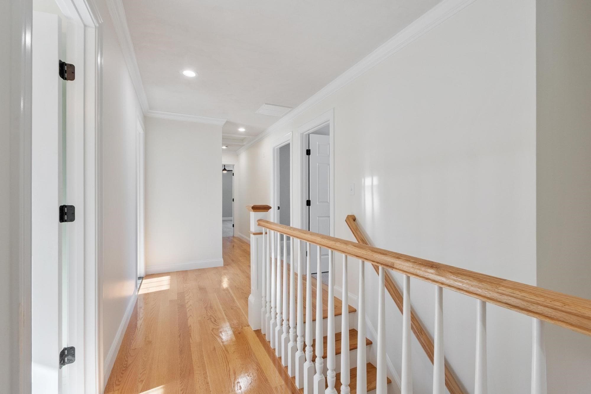 Single Family Residence at 2 Clover Glen Circle, Shrewsbury MA 01545, Shrewsbury, photo 17 of 32