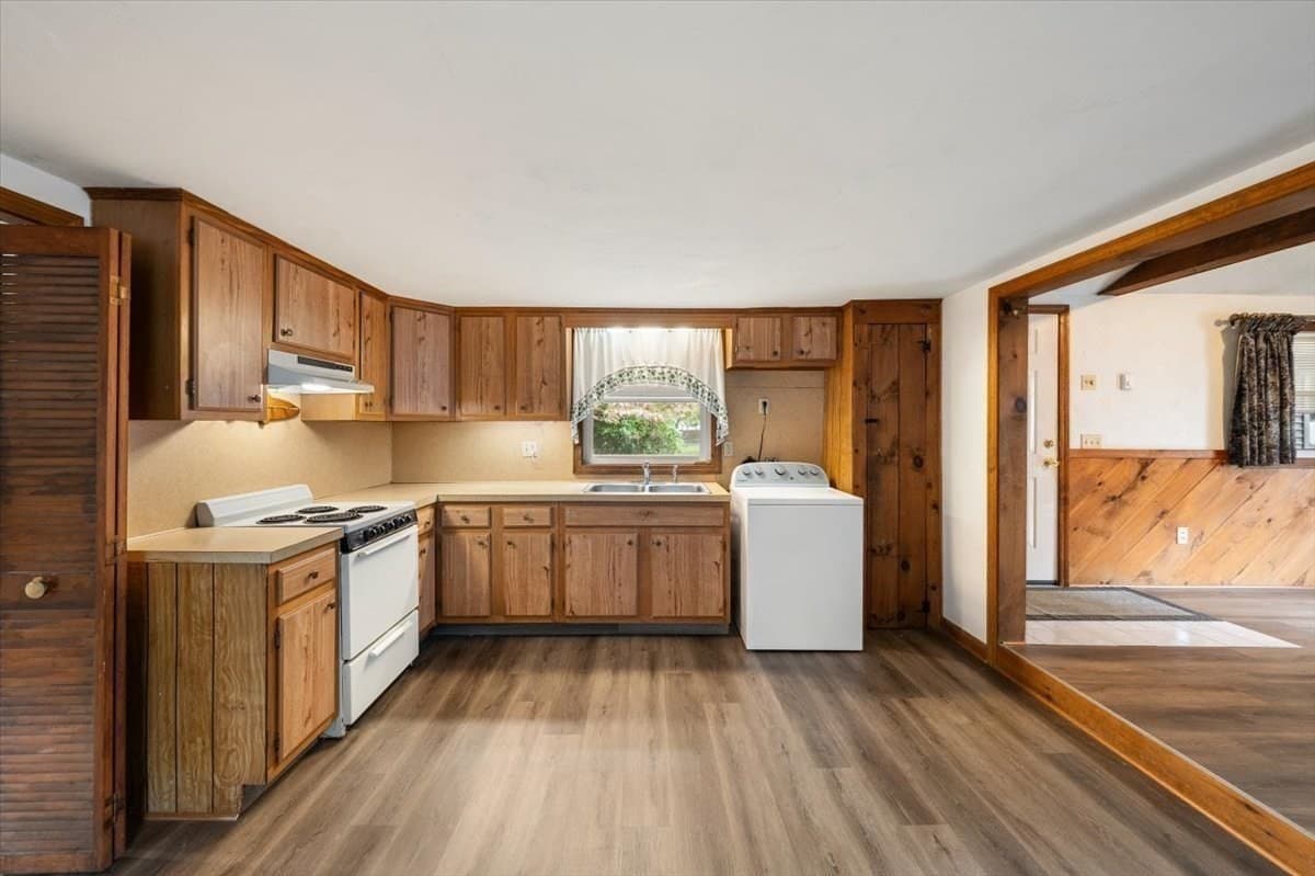 Single Family Residence at 18 Bay View Dr, Shrewsbury MA 01545, Shrewsbury, photo 21 of 23
