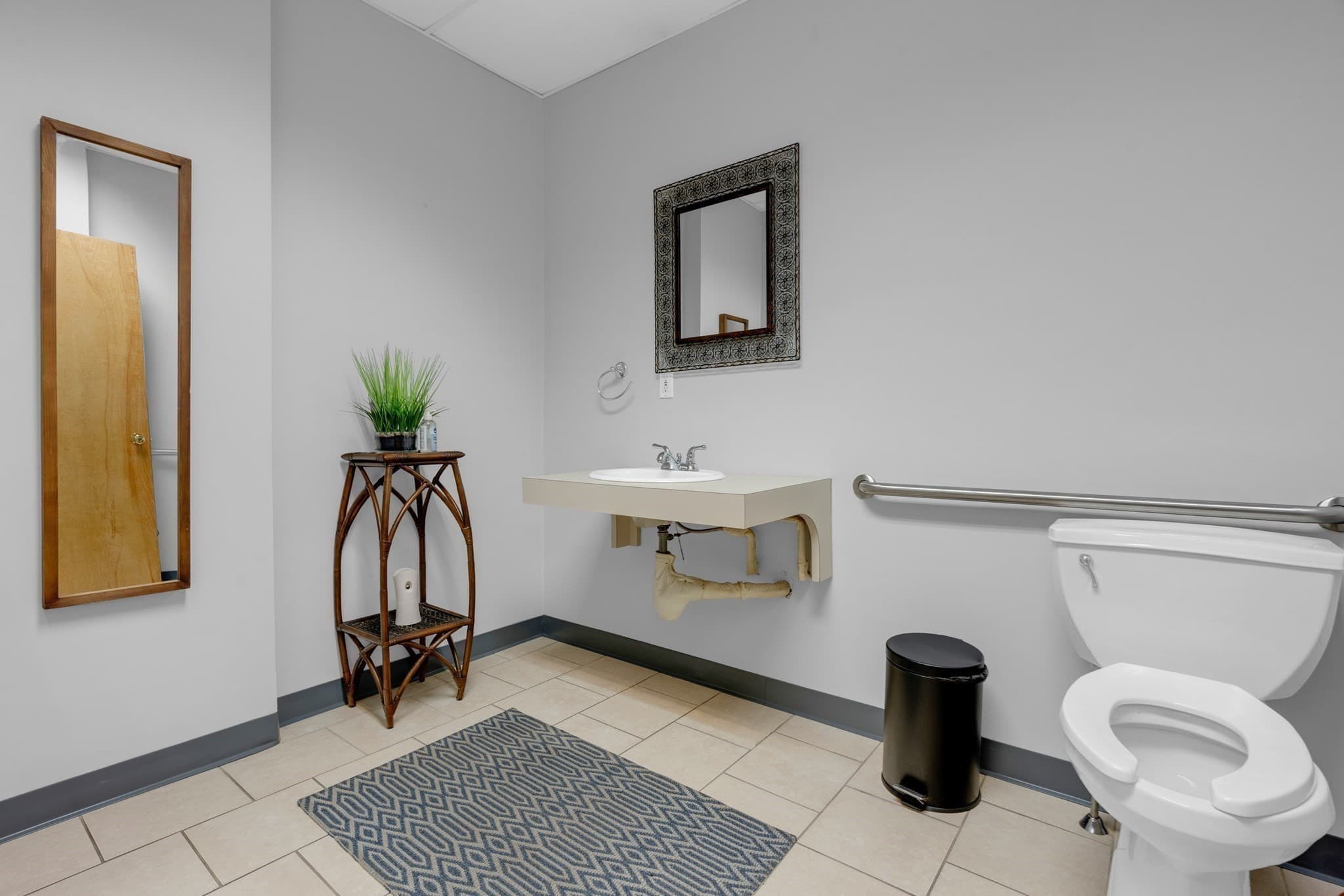 5-9 Family at 147-149 Meridian Street, Boston MA 02128, Boston, photo 13 of 23