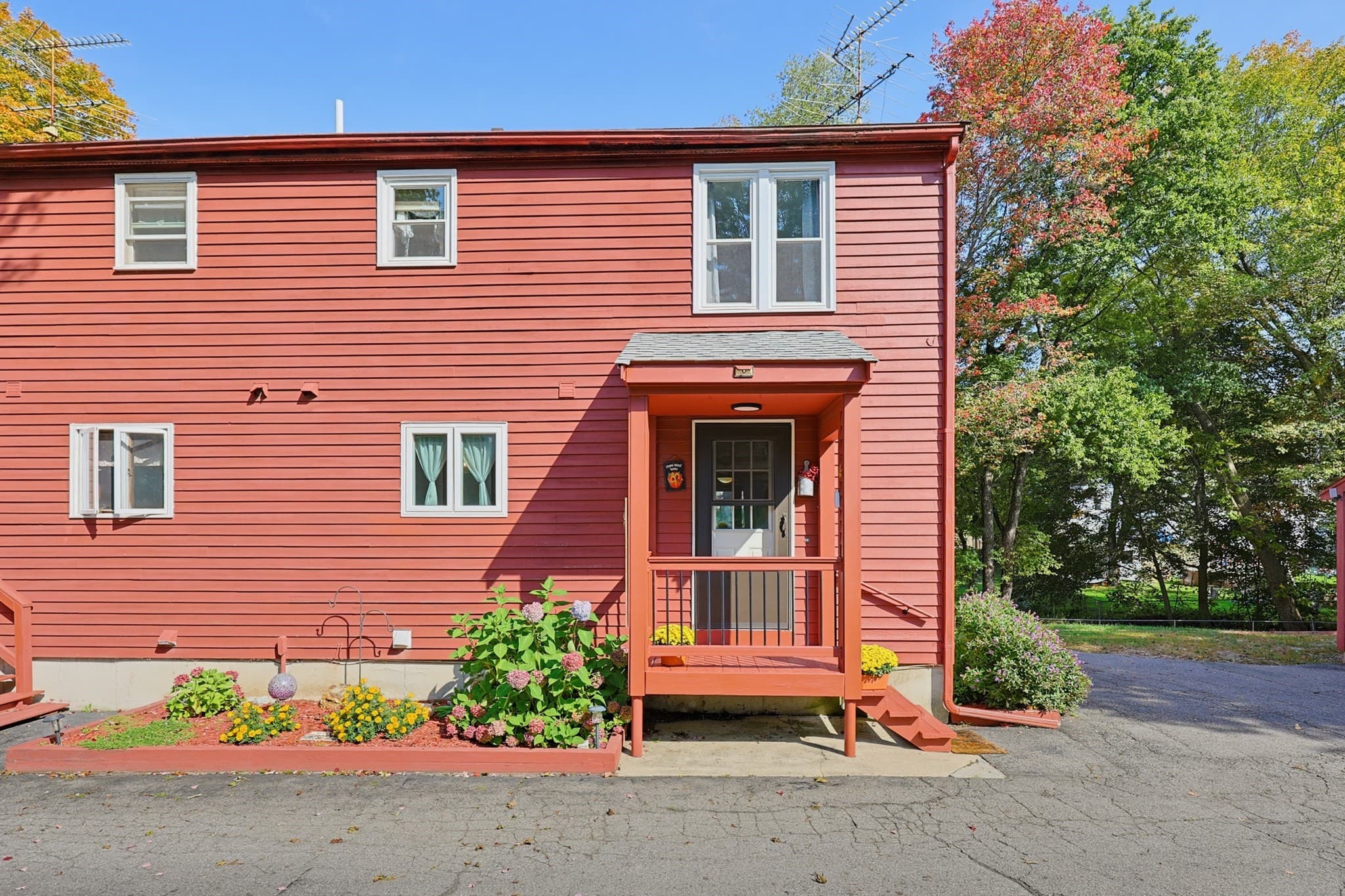 Condominium at 12 Marywood # B, Uxbridge MA 01569, Uxbridge, photo 40 of 42