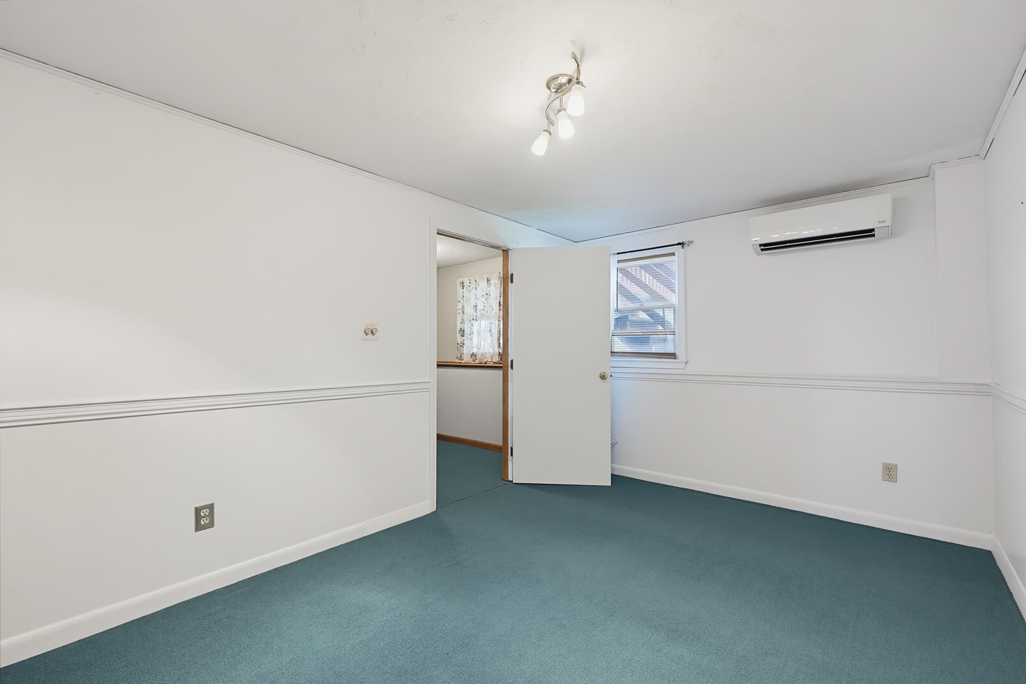 Condominium at 12 Marywood # B, Uxbridge MA 01569, Uxbridge, photo 29 of 42