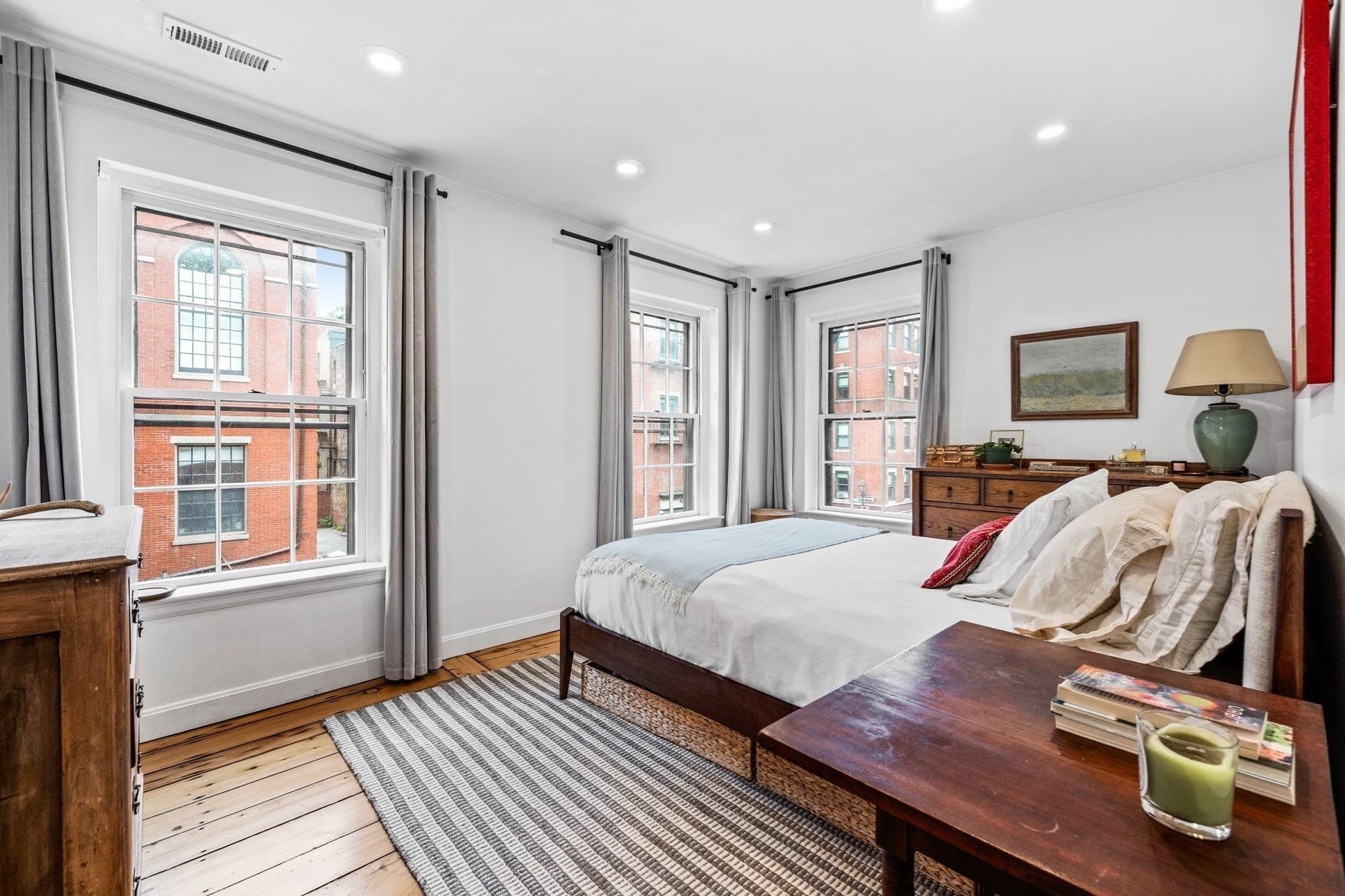 Condominium at 65 Pinckney St # 2, Boston MA 02114, Boston, photo 10 of 11