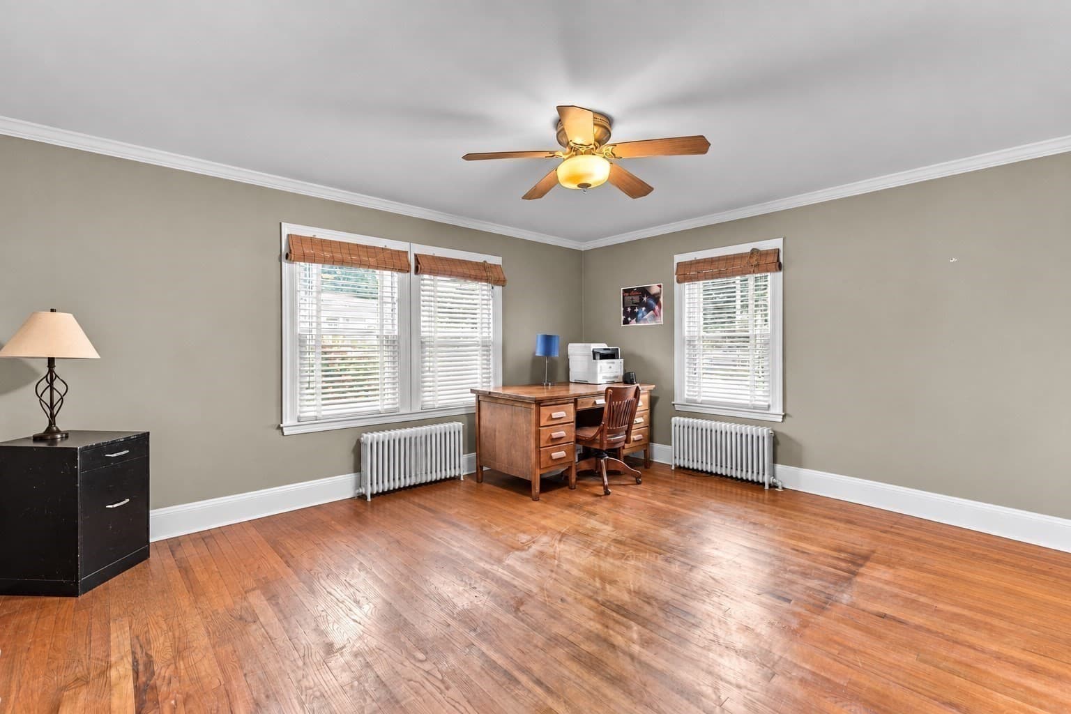 Single Family Residence at 19 Nautilus St, New Bedford MA 02744, New Bedford, photo 13 of 17