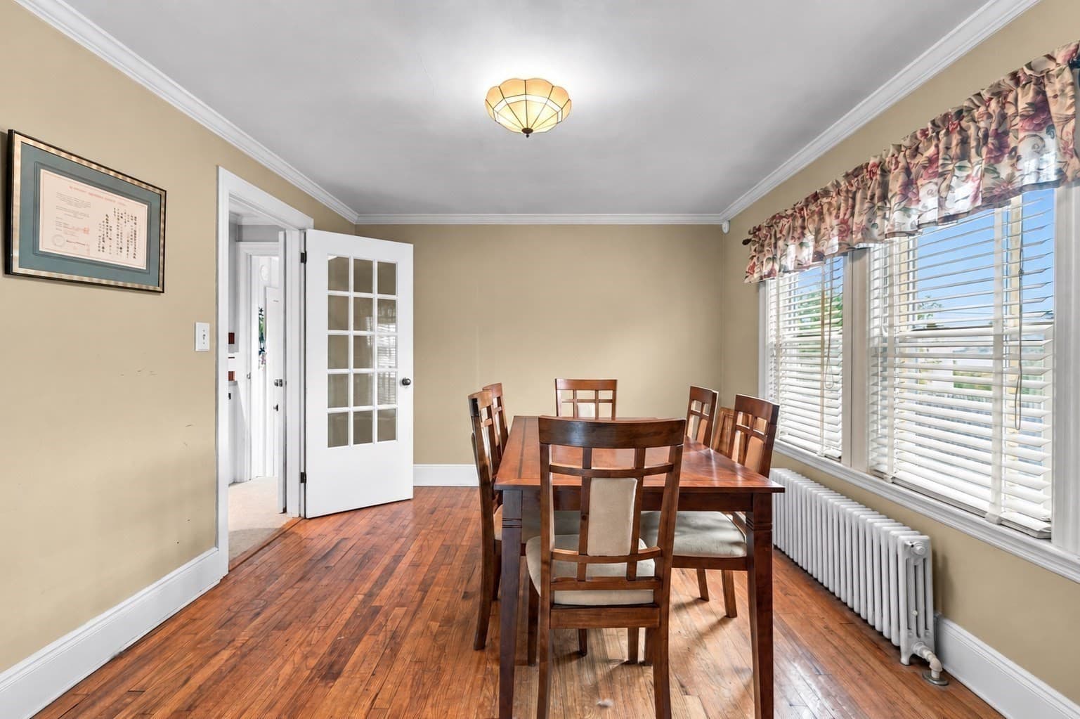 Single Family Residence at 19 Nautilus St, New Bedford MA 02744, New Bedford, photo 9 of 17