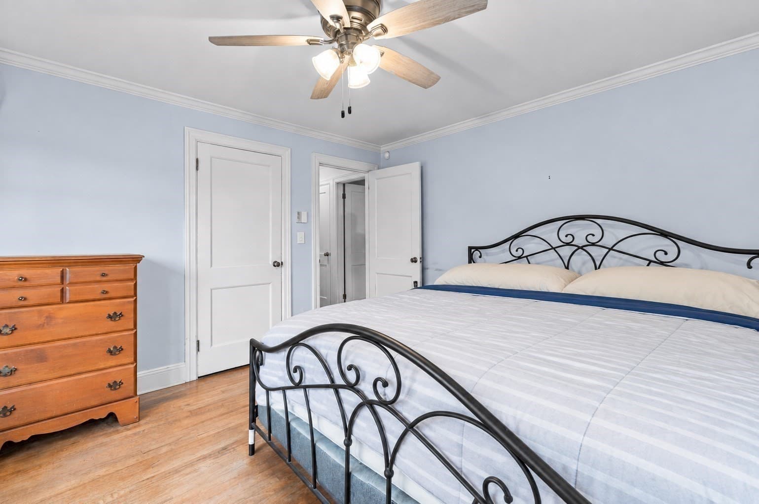 Single Family Residence at 19 Nautilus St, New Bedford MA 02744, New Bedford, photo 11 of 17