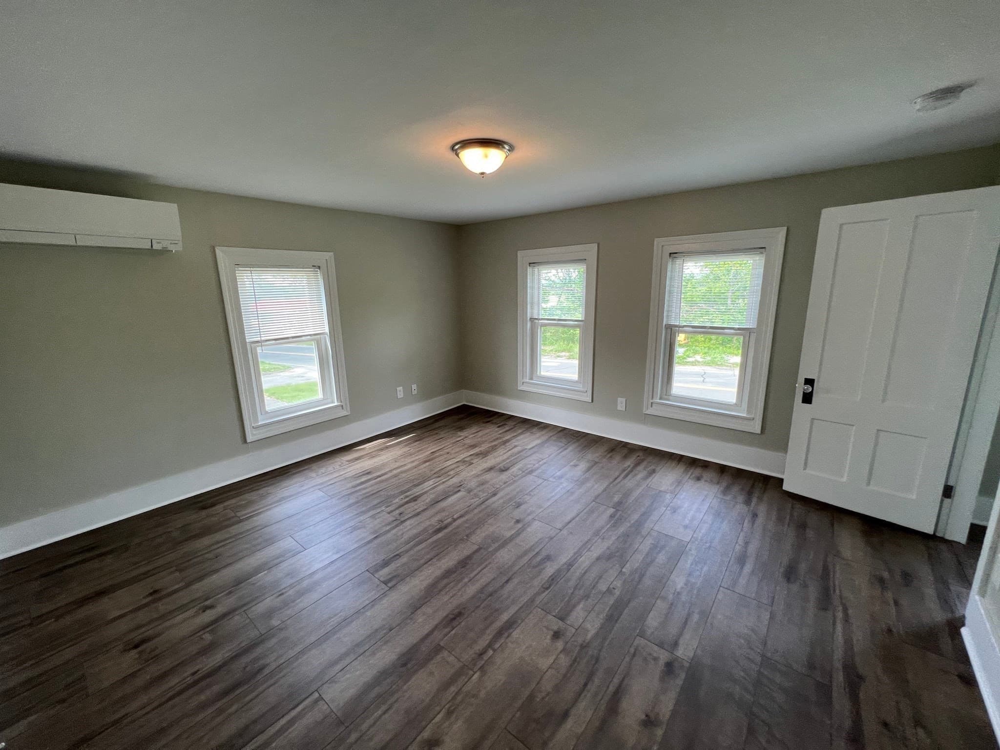 3 Family at 122 S Silver Ln, Sunderland MA 01375, photo 27 of 42